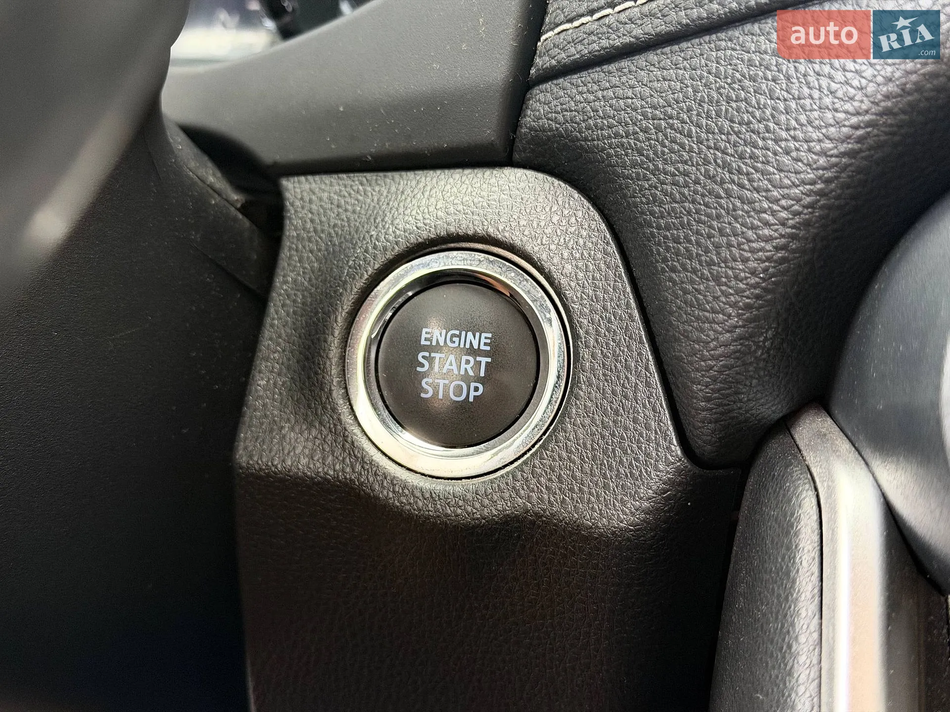 2022 Toyota RAV 4 - мініатюра 76