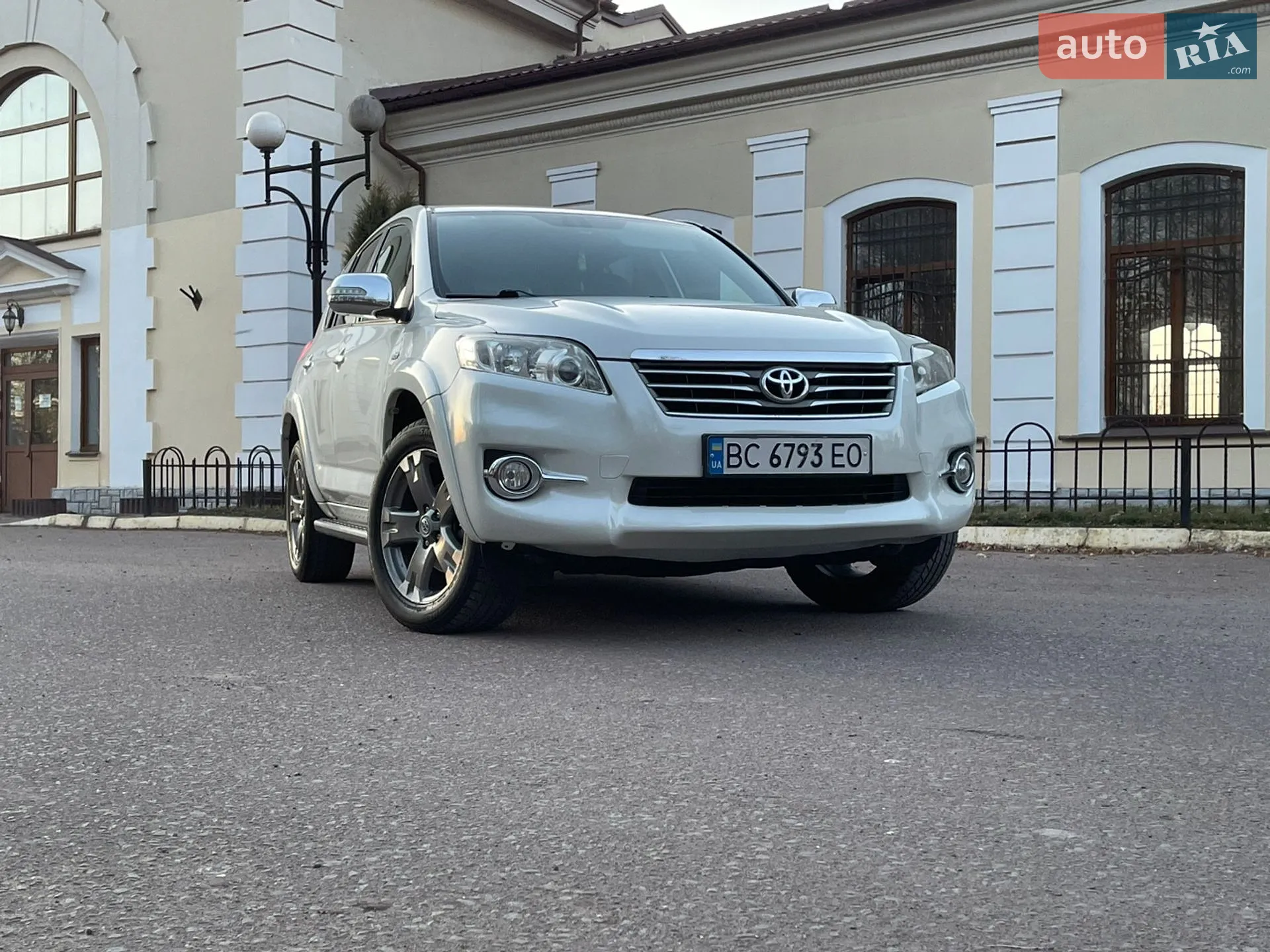 2010 Toyota RAV 4 - мініатюра 4