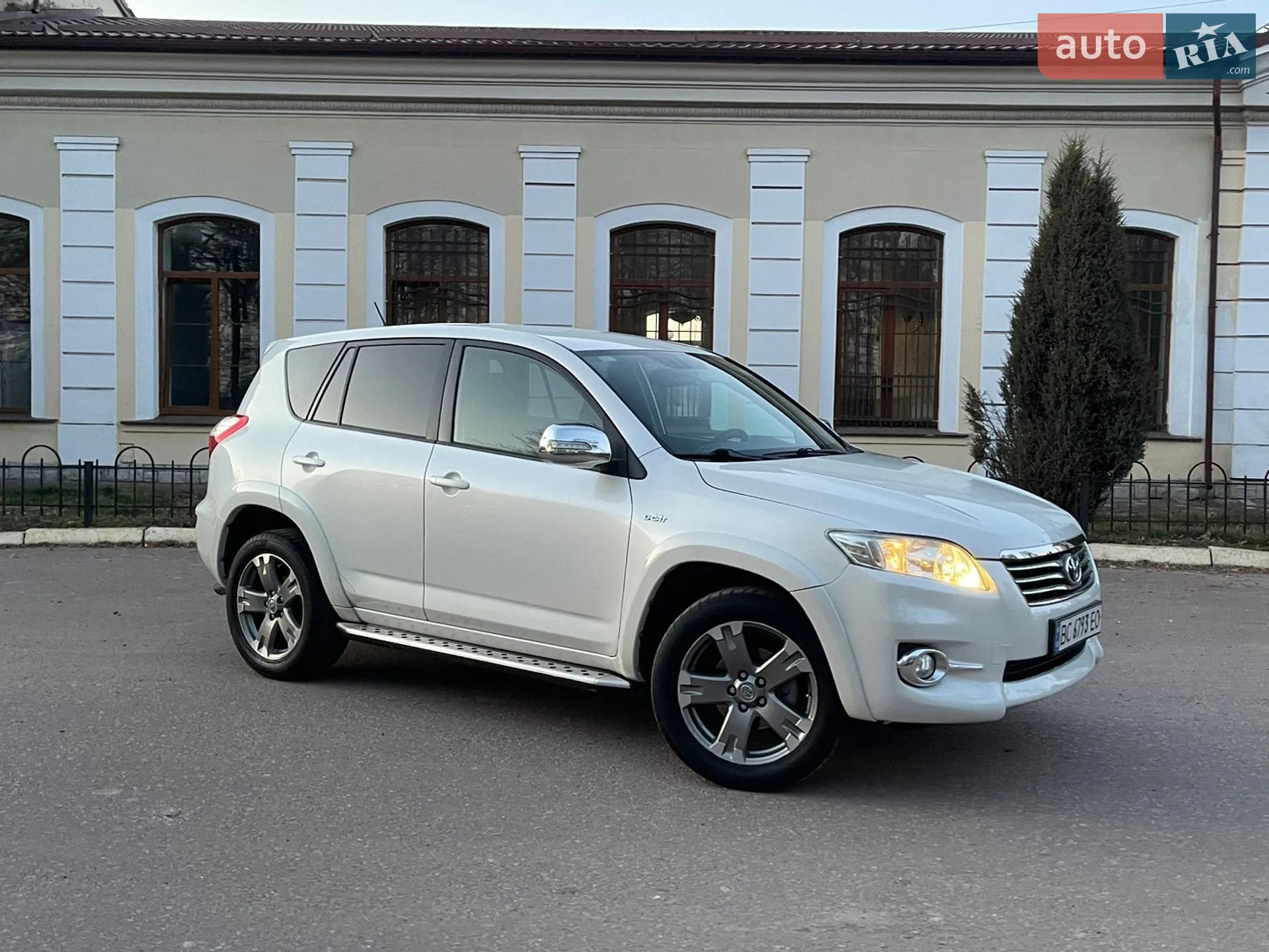 2010 Toyota RAV 4 - мініатюра 29