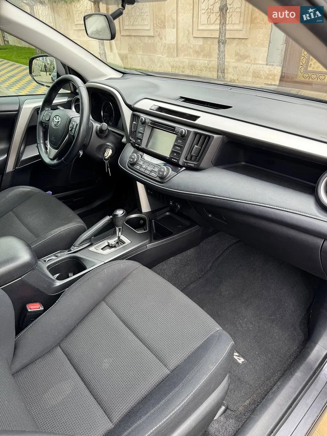 2016 Toyota RAV 4 - мініатюра 10