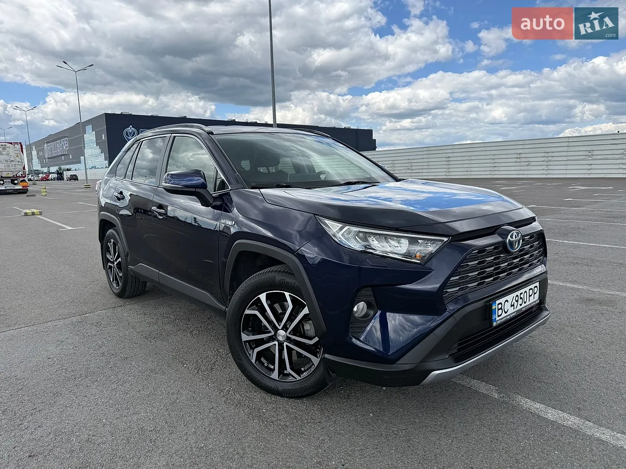 2019 Toyota RAV 4 - мініатюра 17