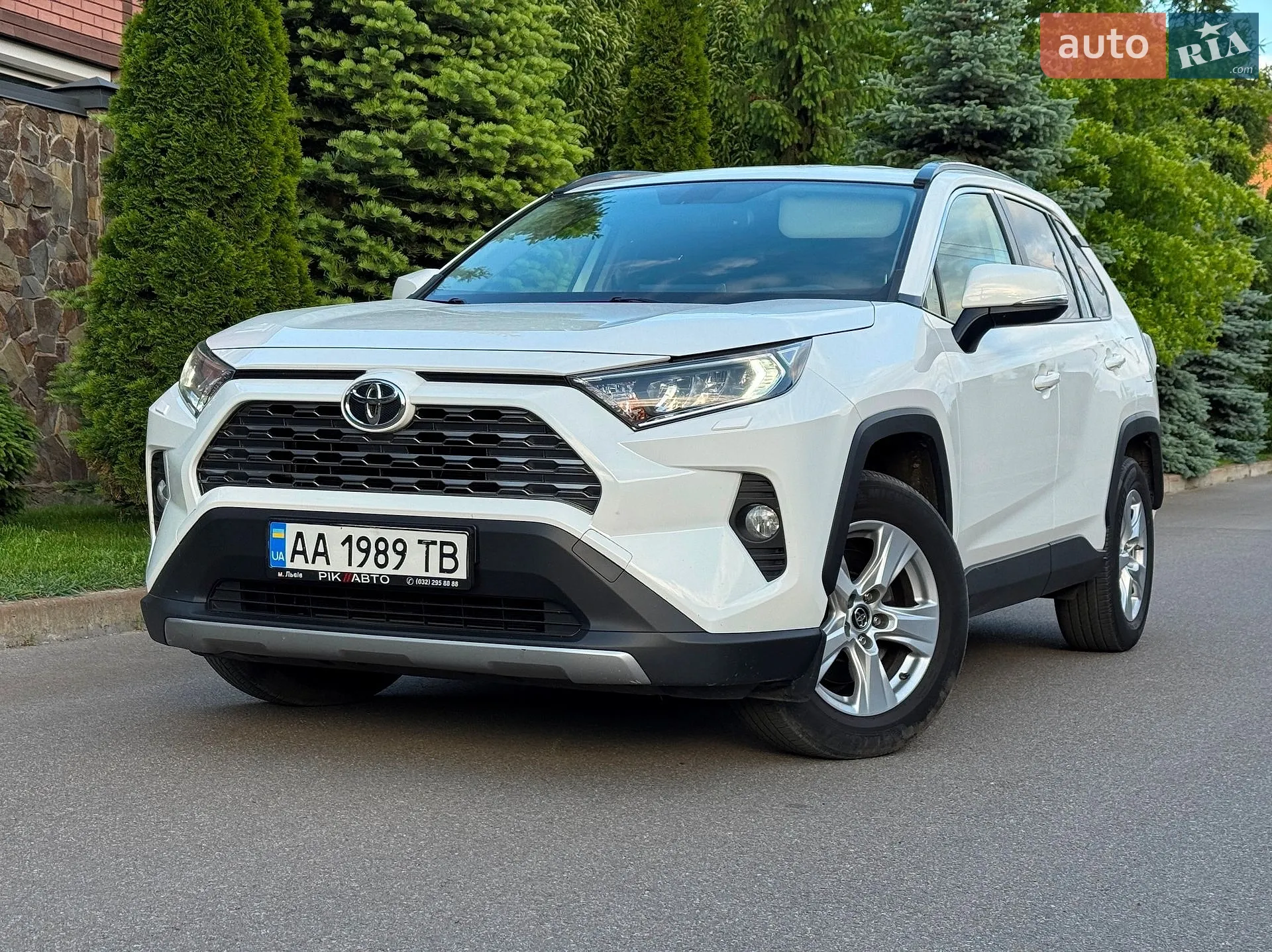 2019 Toyota RAV 4 - мініатюра 11