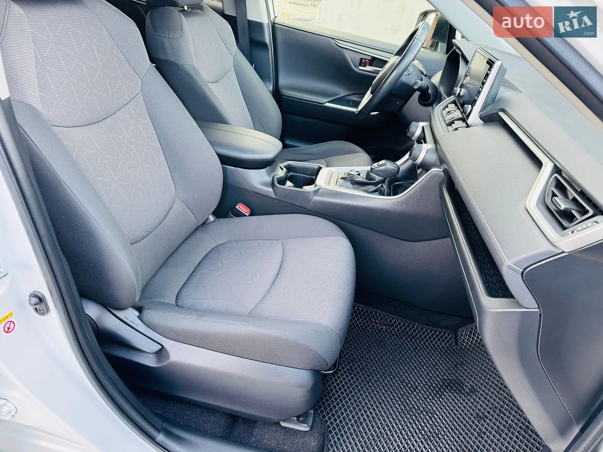 2019 Toyota RAV 4 - мініатюра 29