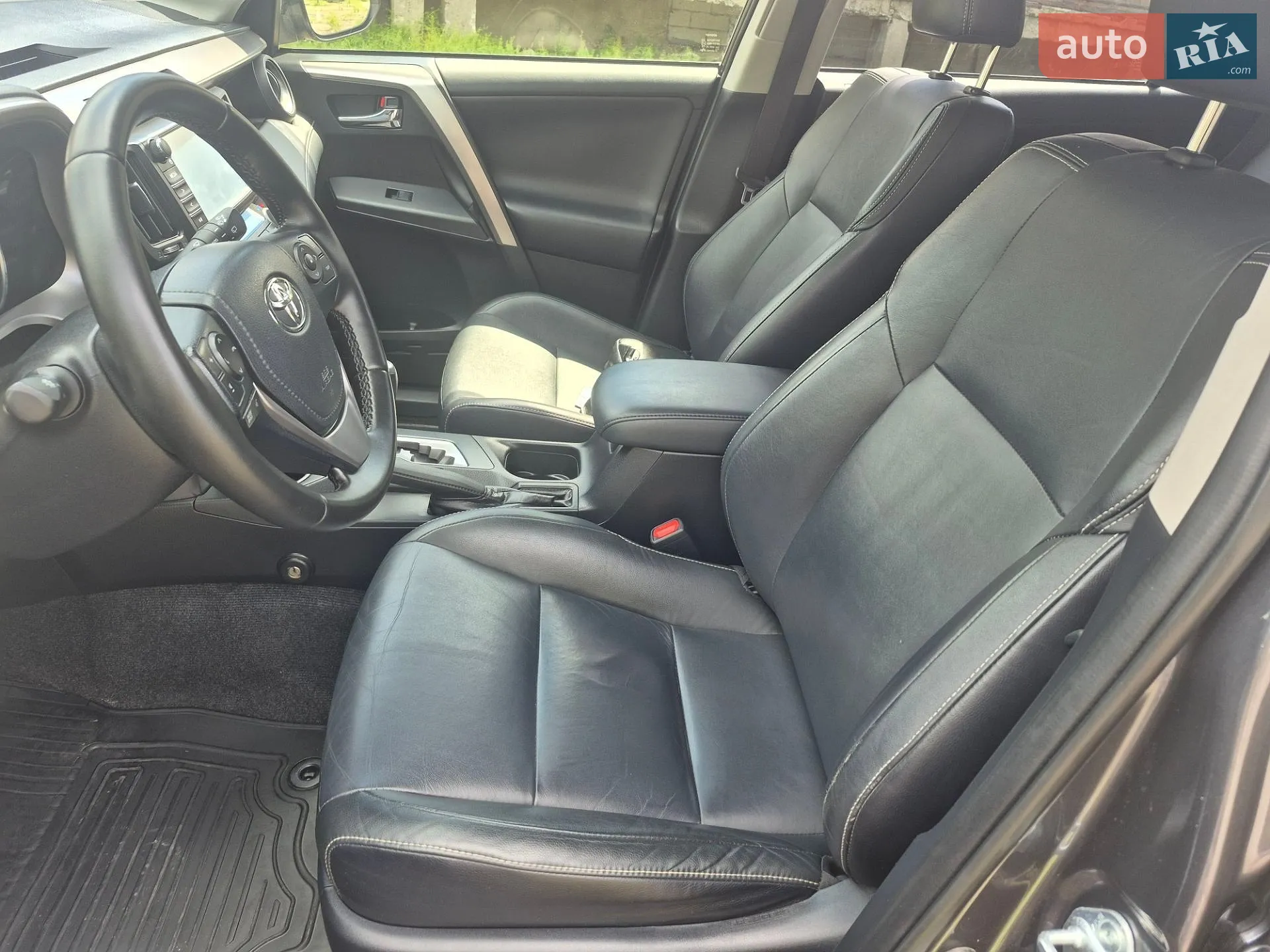 2016 Toyota RAV 4 - мініатюра 18