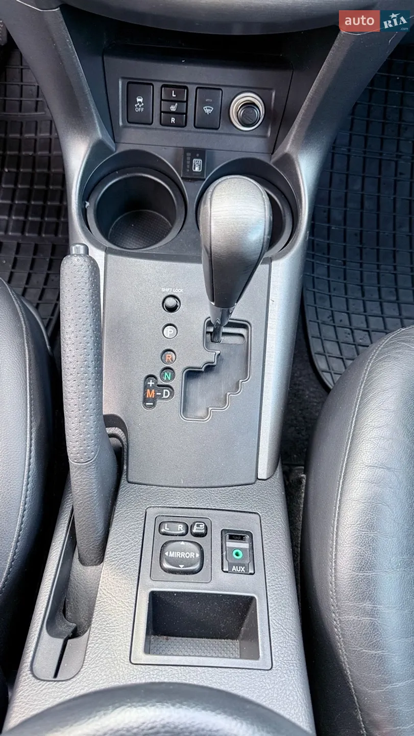 2010 Toyota RAV 4 - мініатюра 13