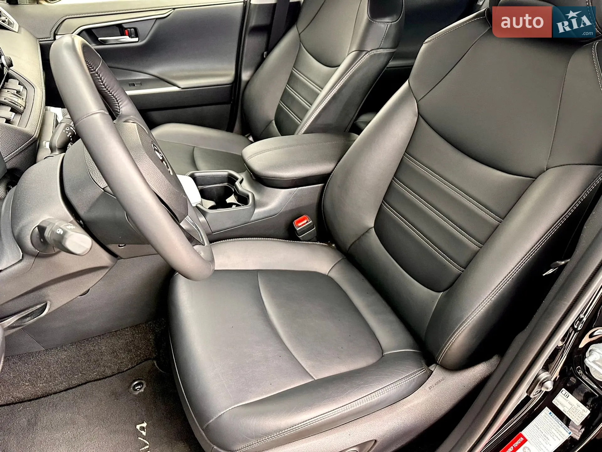 2020 Toyota RAV 4 - мініатюра 30