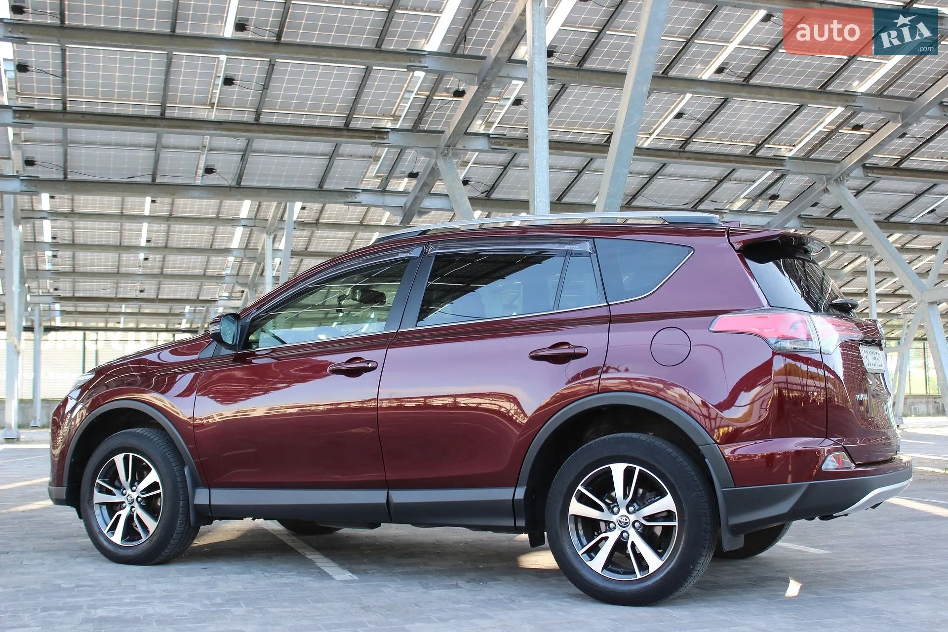2016 Toyota RAV 4 - мініатюра 16