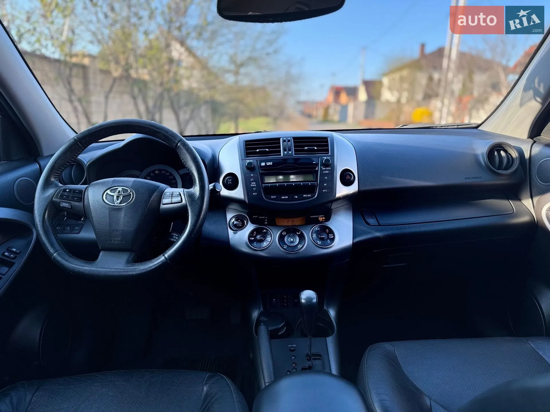 2011 Toyota RAV 4 - мініатюра 10