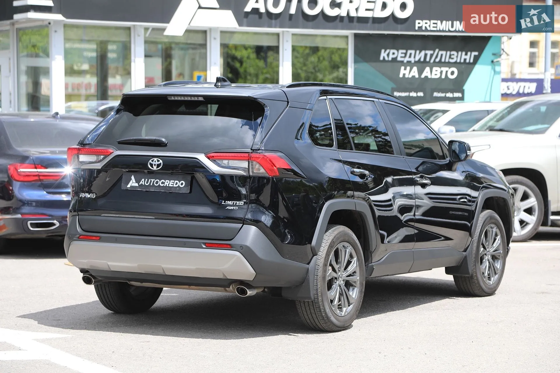2022 Toyota RAV 4 - мініатюра 6
