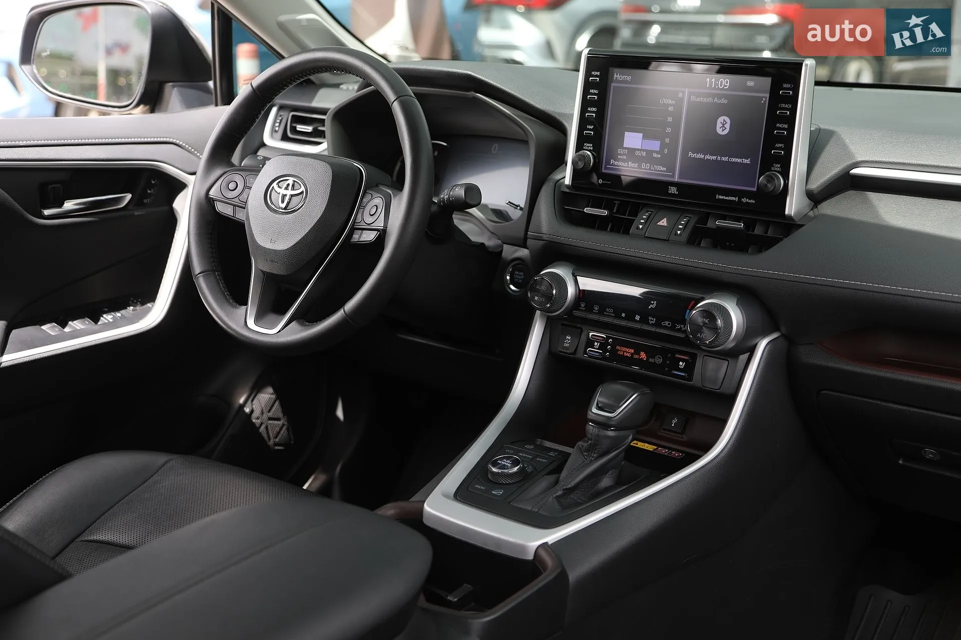 2022 Toyota RAV 4 - мініатюра 17