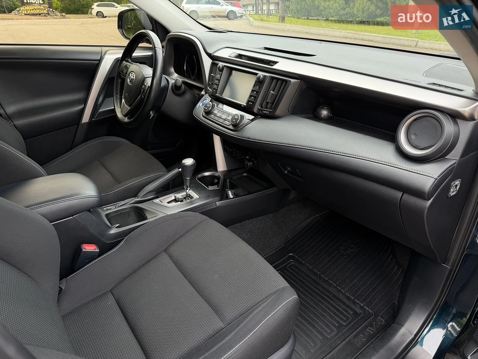 2017 Toyota RAV 4 - мініатюра 11