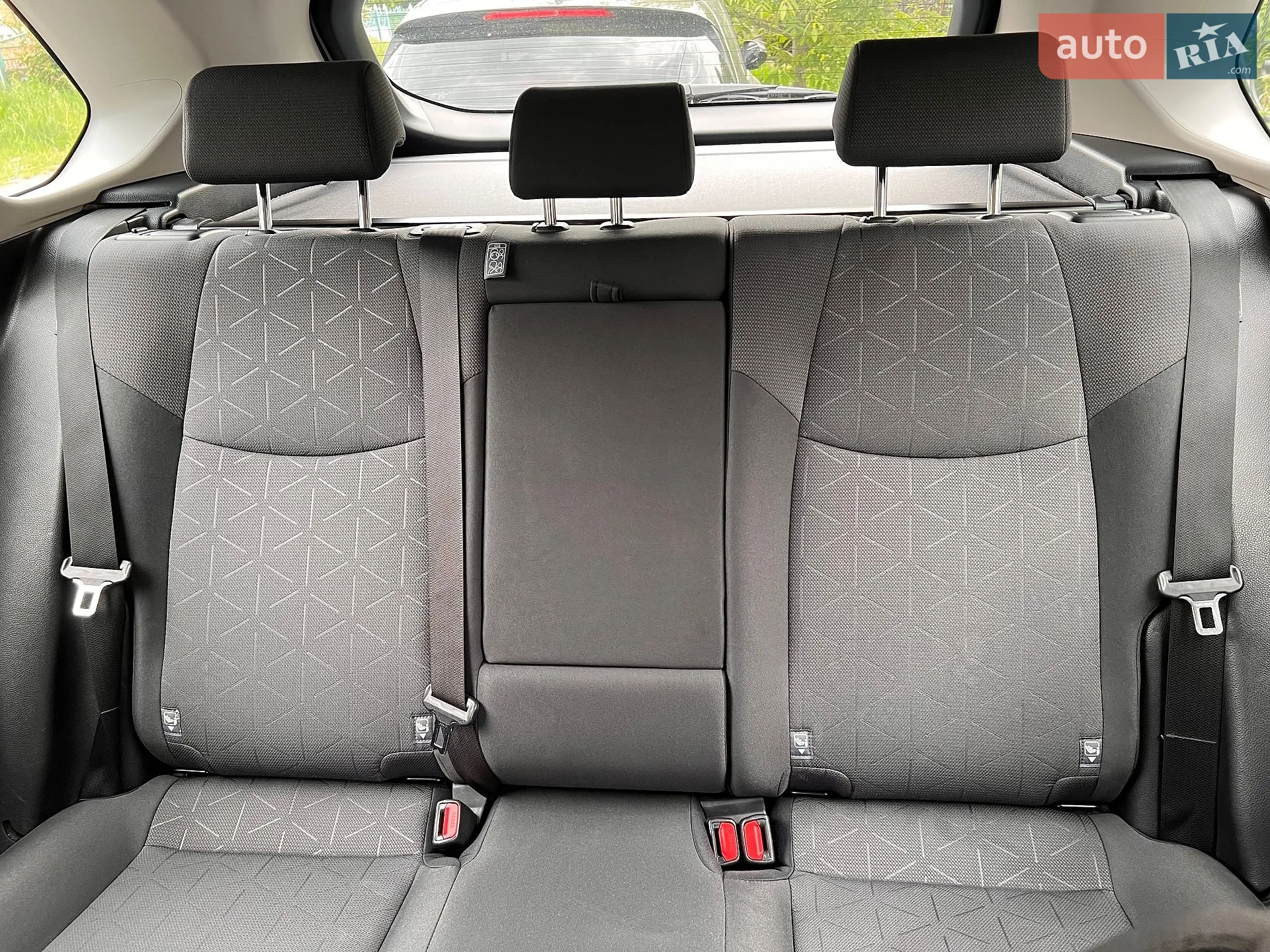 2018 Toyota RAV 4 - мініатюра 19