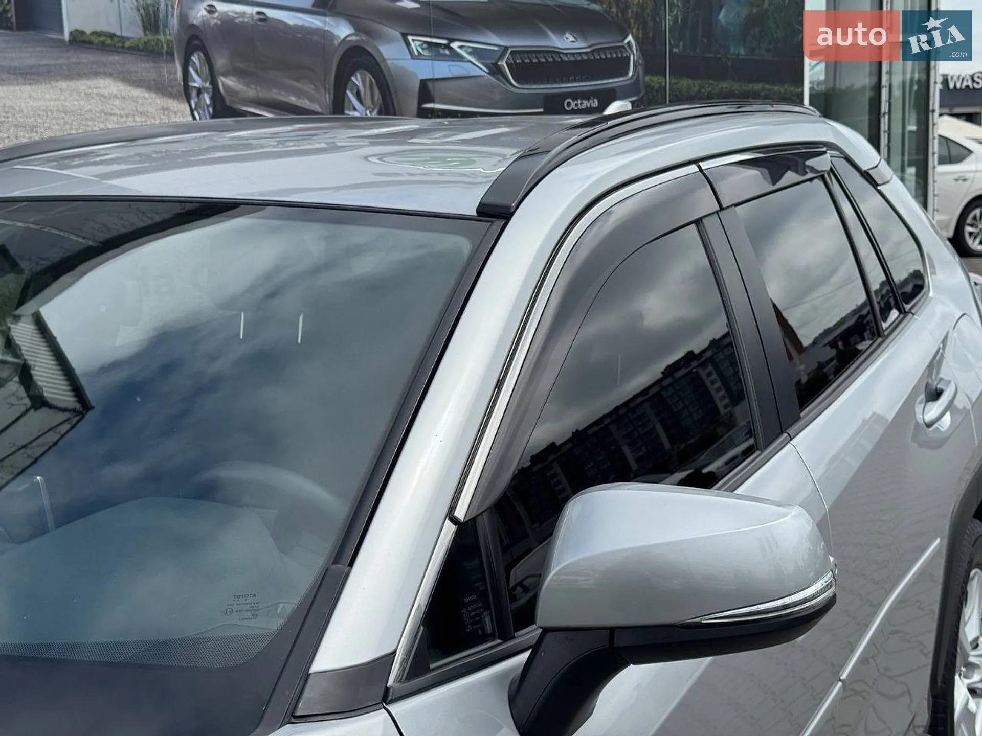 2019 Toyota RAV 4 - мініатюра 20