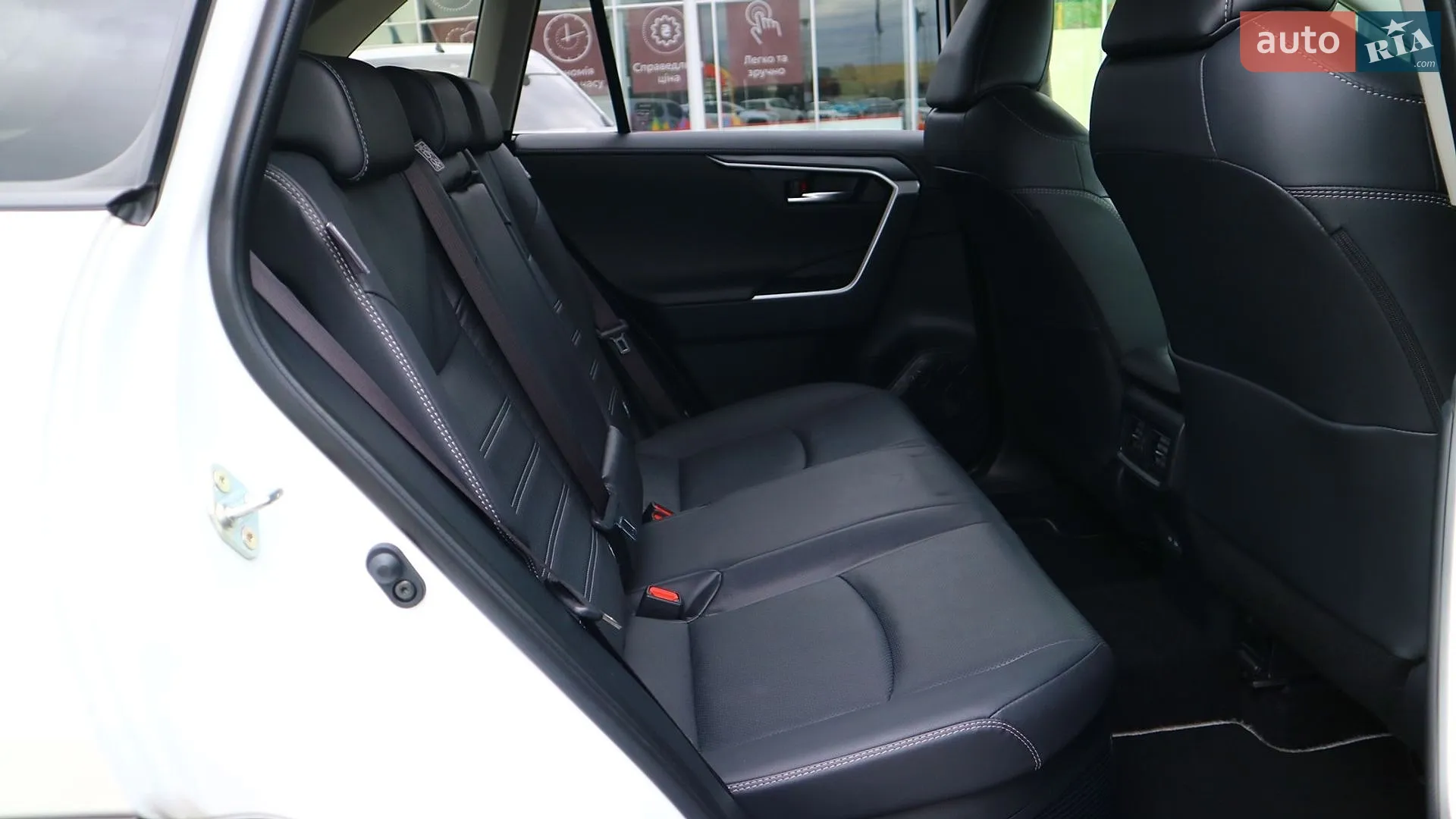 2023 Toyota RAV 4 - мініатюра 7