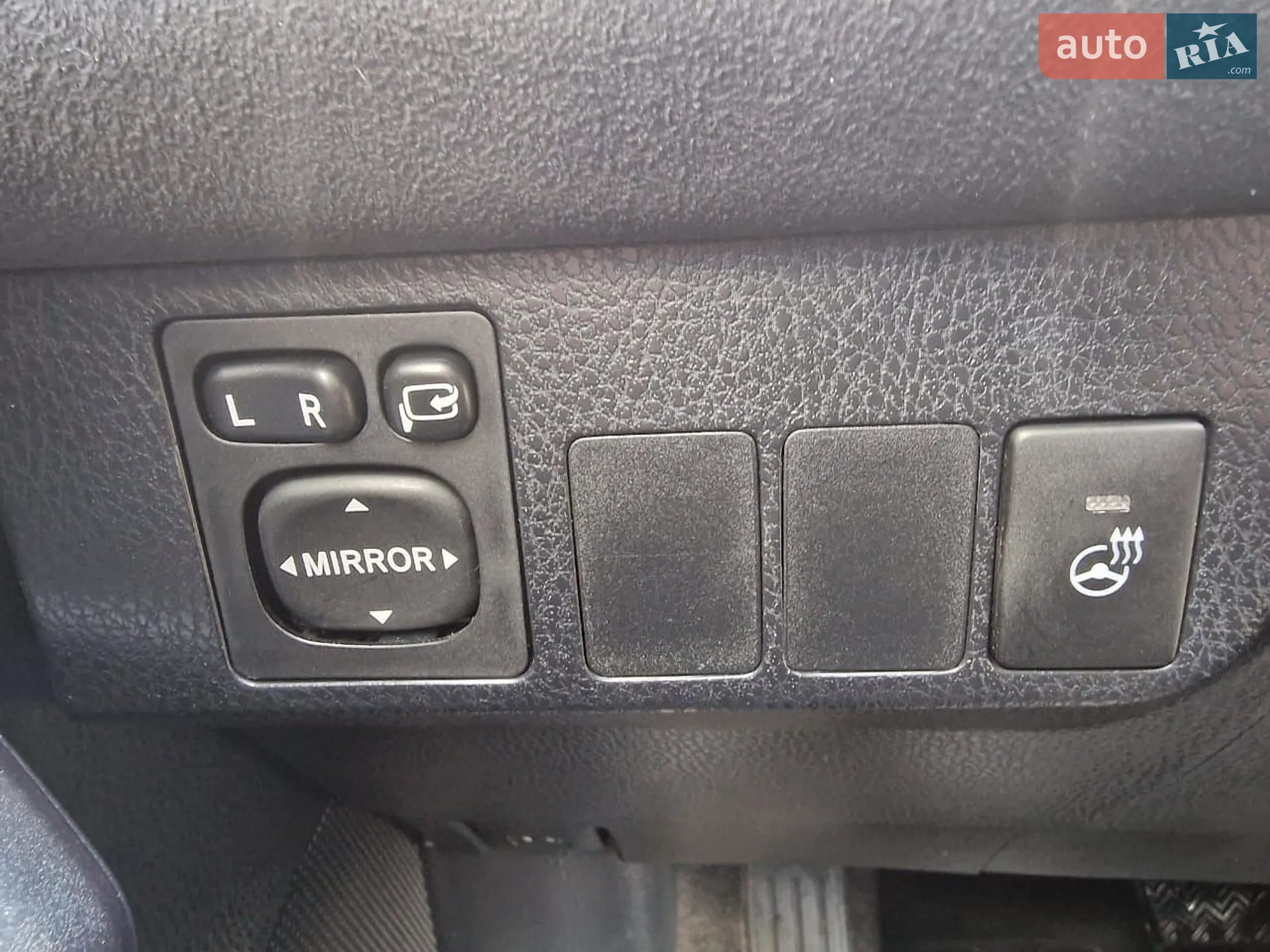 2016 Toyota RAV 4 - мініатюра 8
