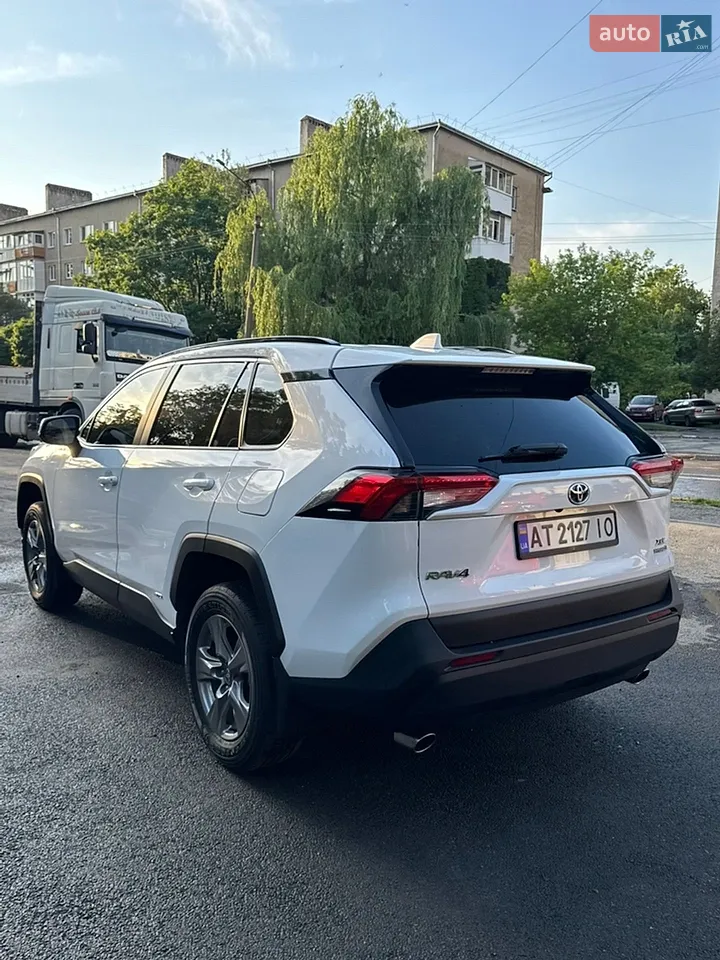 2022 Toyota RAV 4 - мініатюра 12
