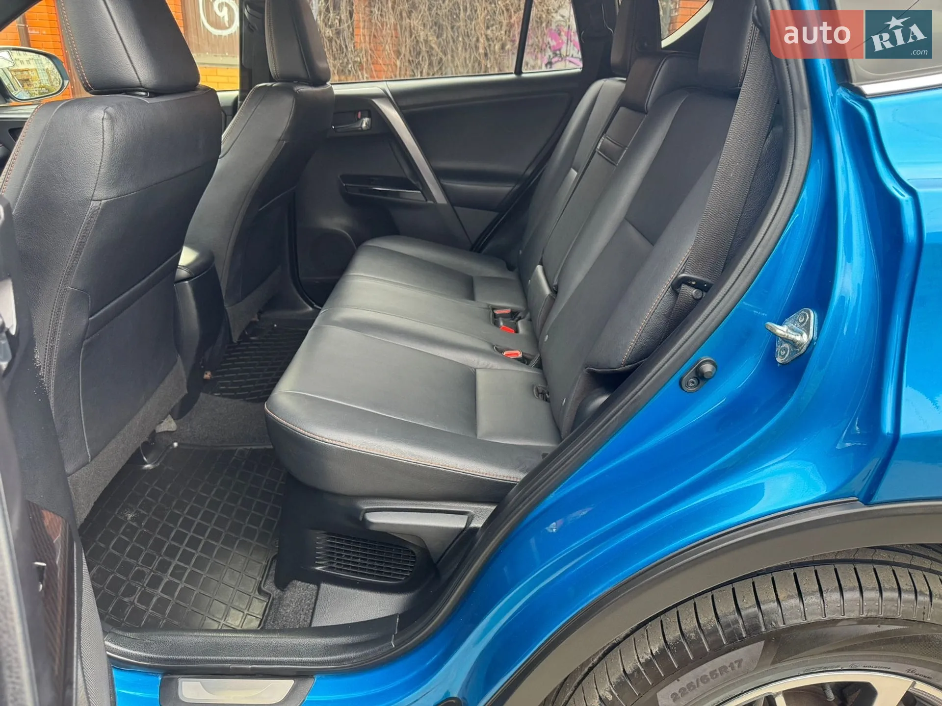 2017 Toyota RAV 4 - мініатюра 21