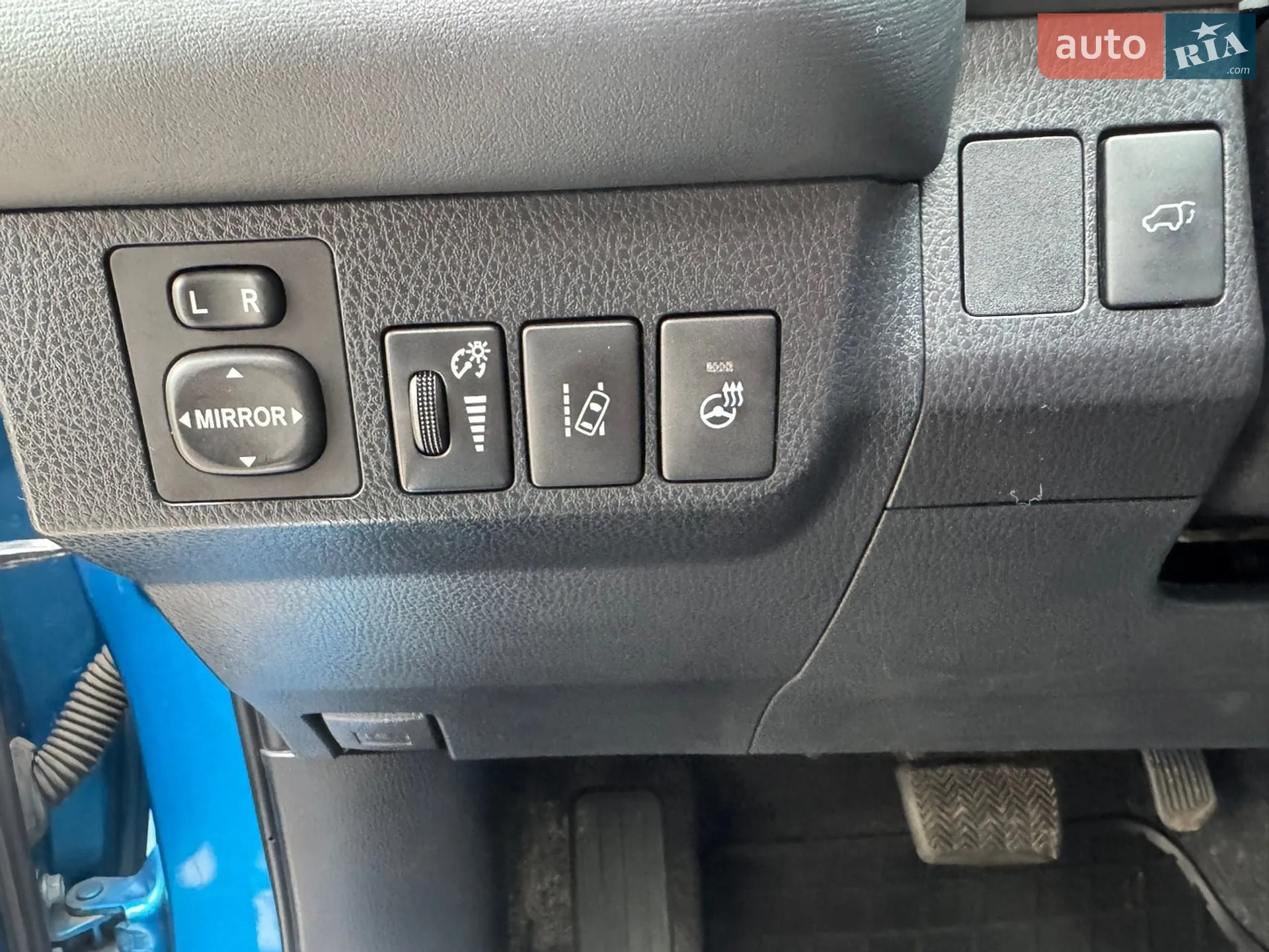 2017 Toyota RAV 4 - мініатюра 46