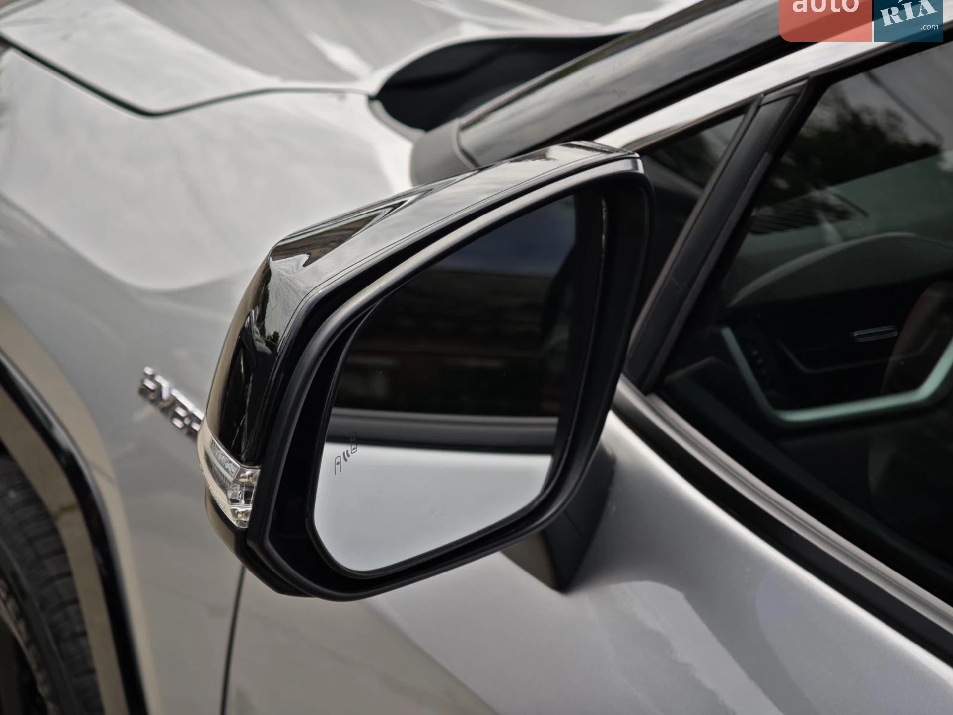 2019 Toyota RAV 4 - мініатюра 10