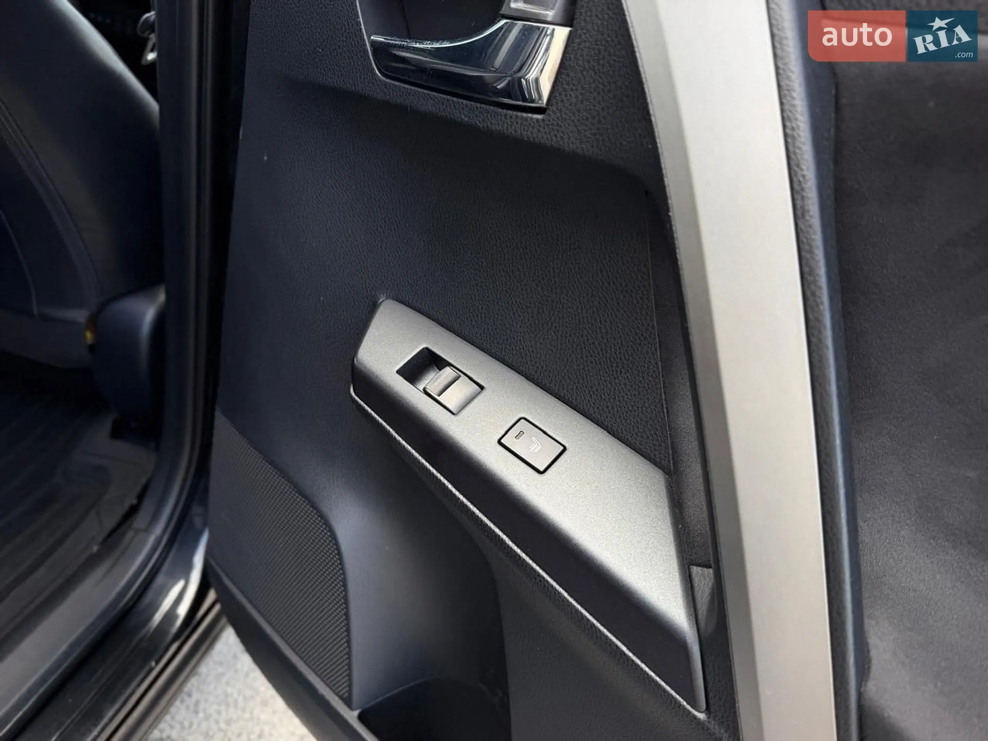 2018 Toyota RAV 4 - мініатюра 67