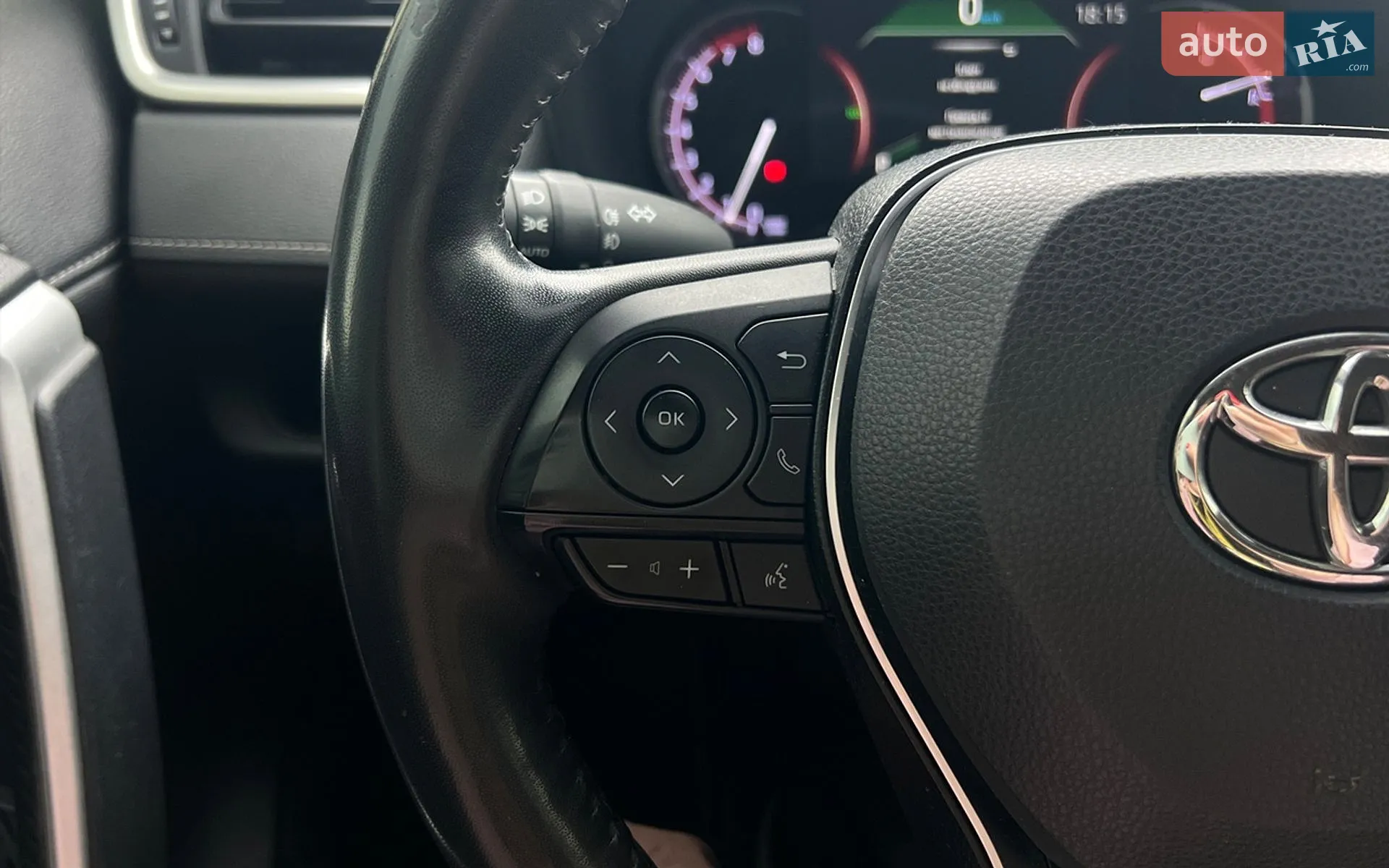 2019 Toyota RAV 4 - мініатюра 11