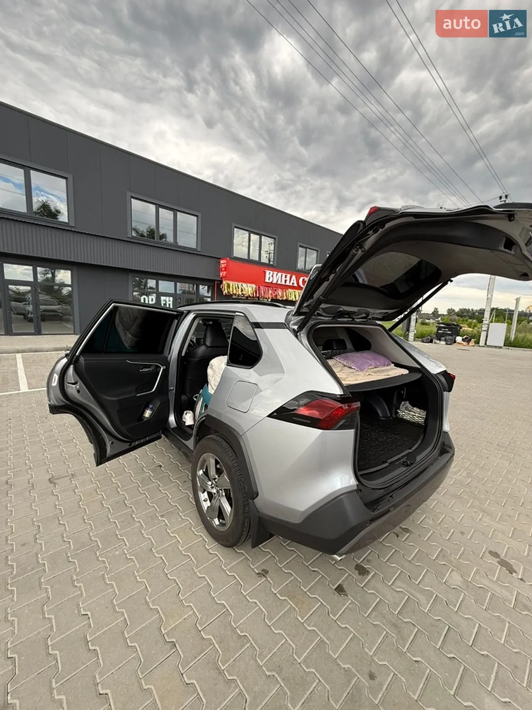2019 Toyota RAV 4 - мініатюра 10