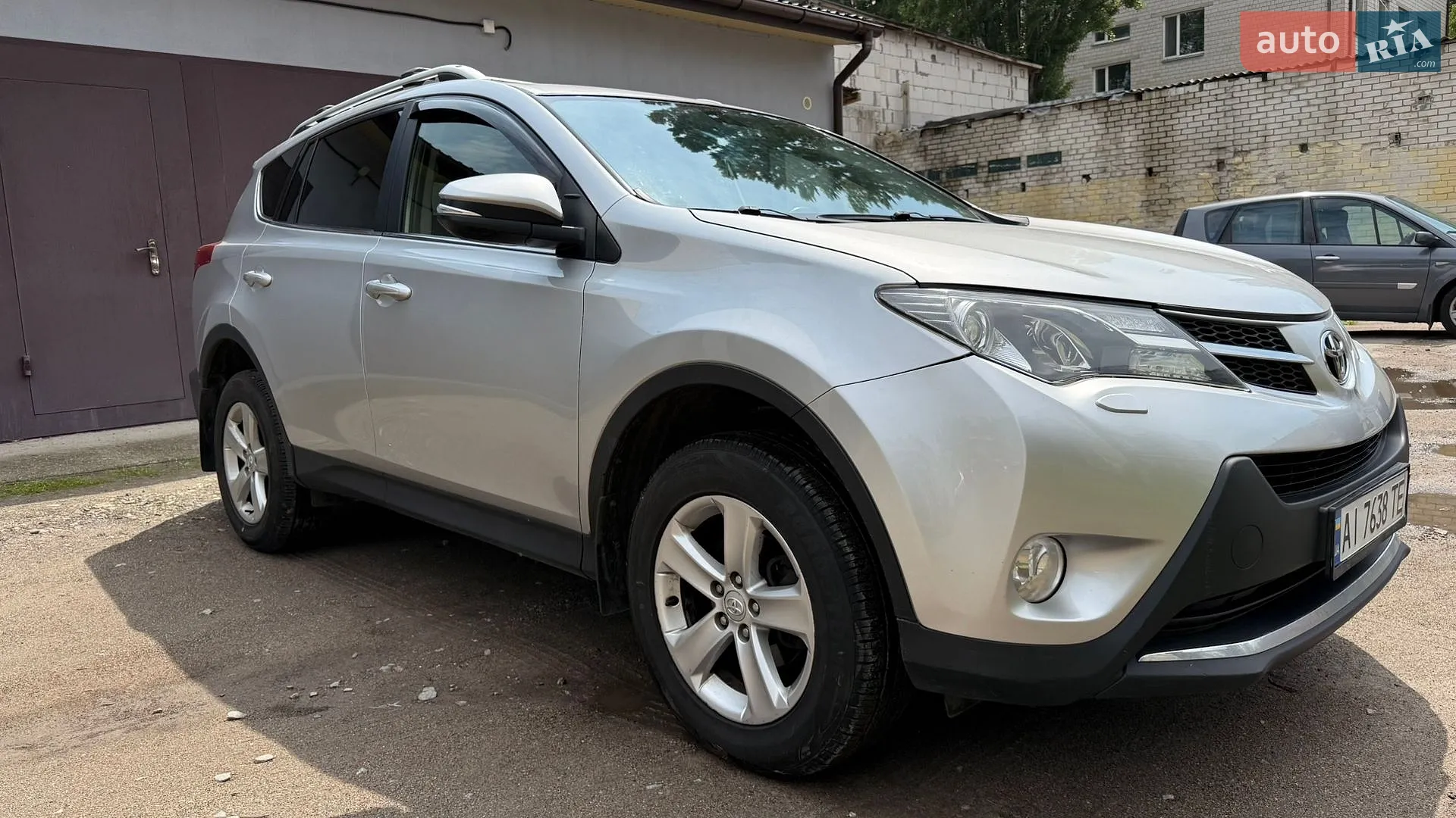 2014 Toyota RAV 4 - мініатюра 3