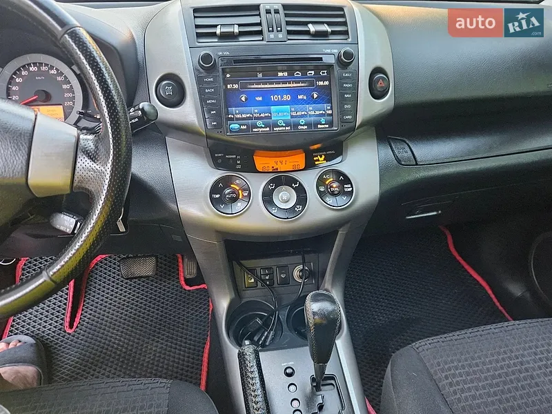 Toyota RAV4 2007 VIN JTMBH31V705043265 фото оголошення 10 з 92