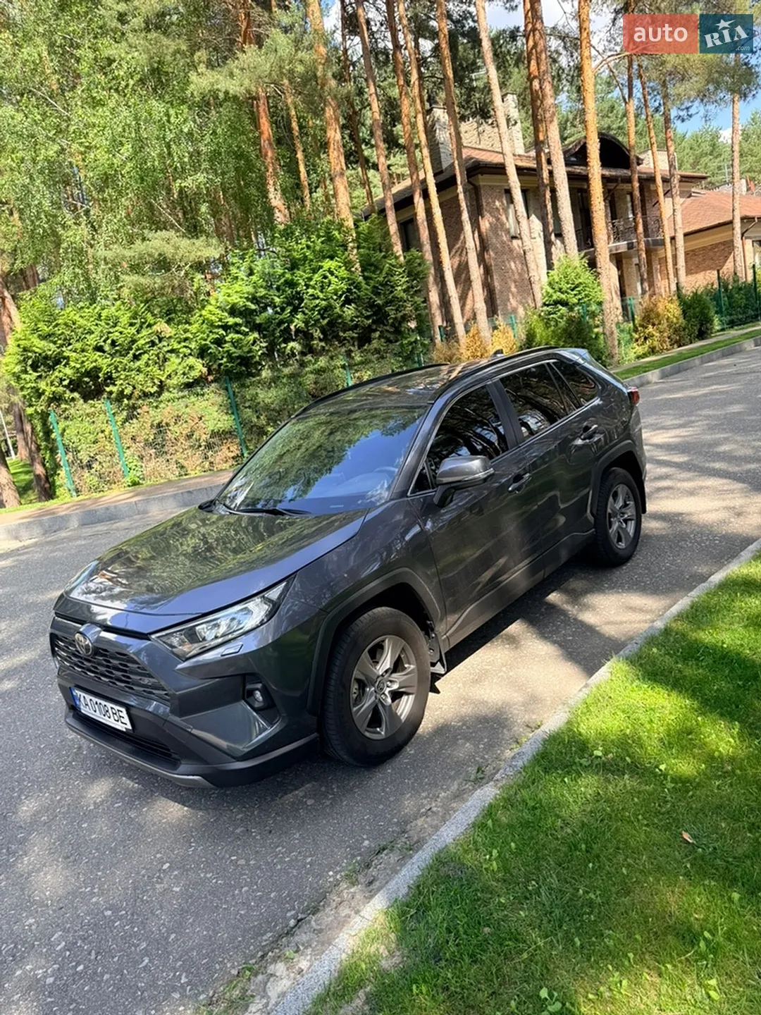 2022 Toyota RAV 4 - мініатюра 17