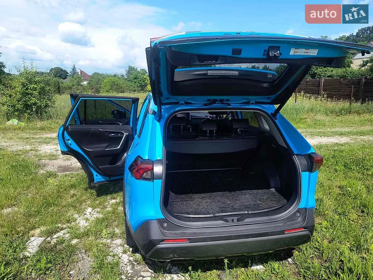 2020 Toyota RAV 4 - мініатюра 9