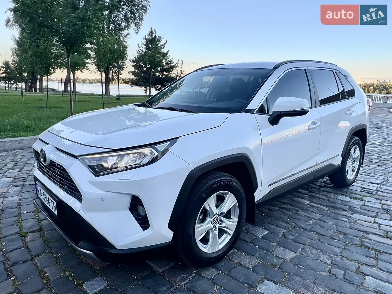 2018 Toyota RAV 4 - мініатюра 30