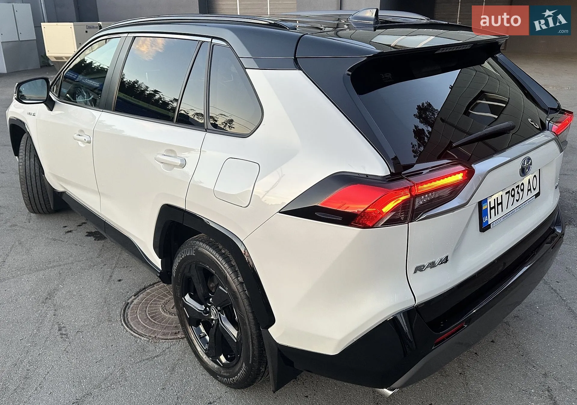 2021 Toyota RAV 4 - мініатюра 17