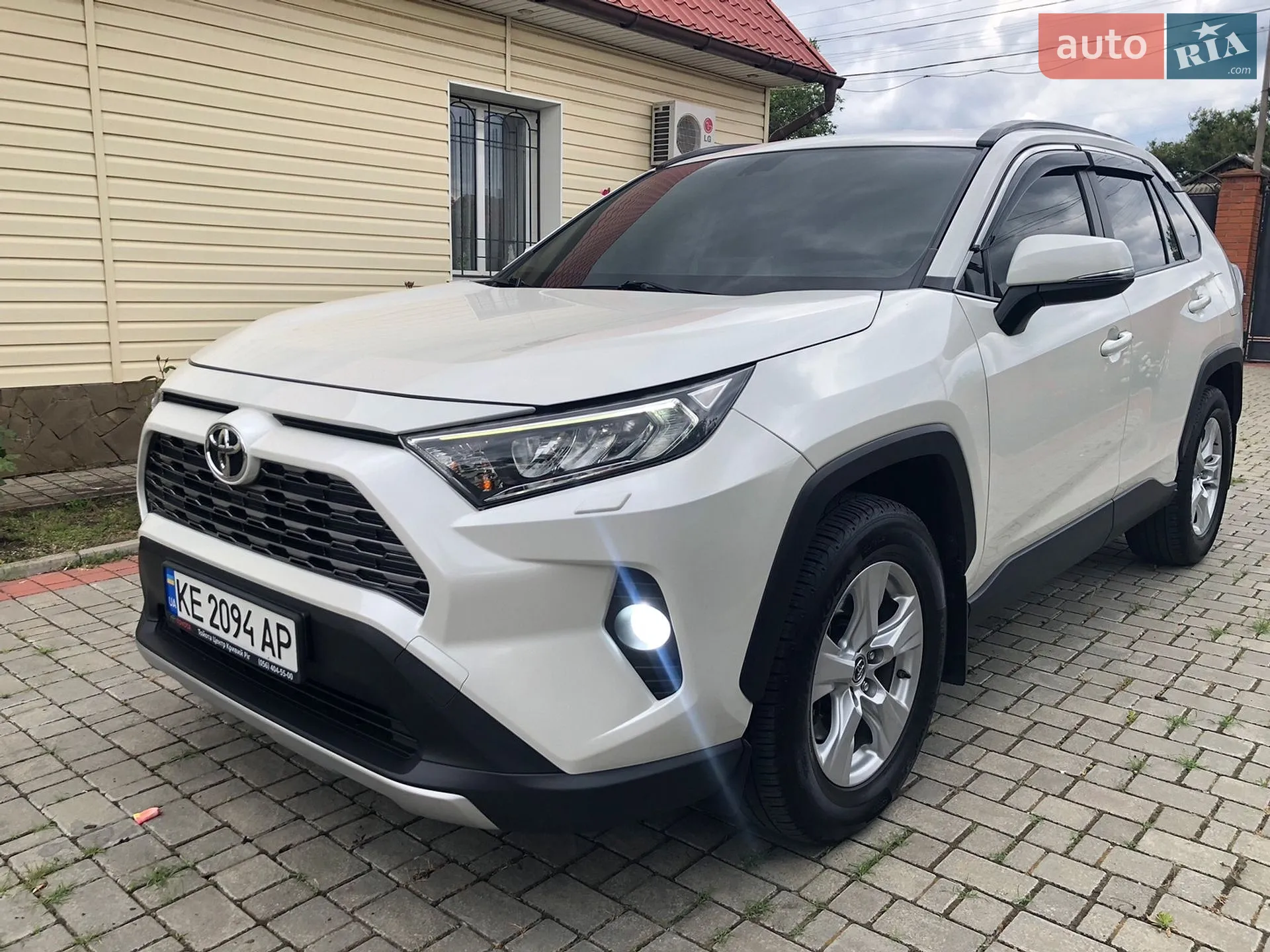 2019 Toyota RAV 4 - мініатюра 3