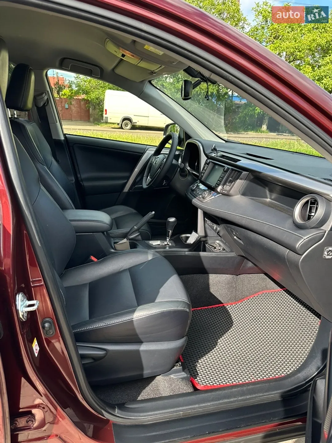 2016 Toyota RAV 4 - мініатюра 18