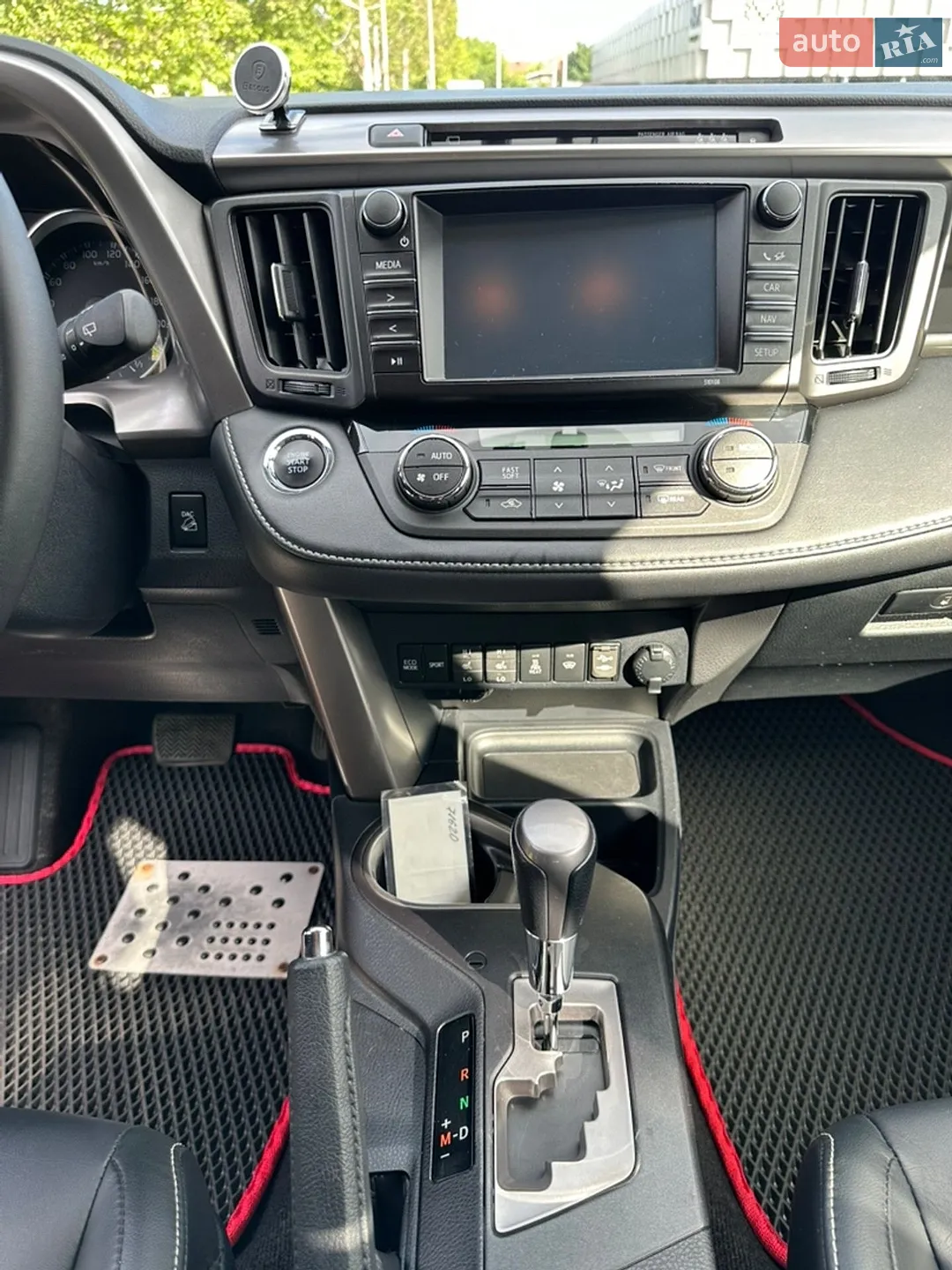 2016 Toyota RAV 4 - мініатюра 23