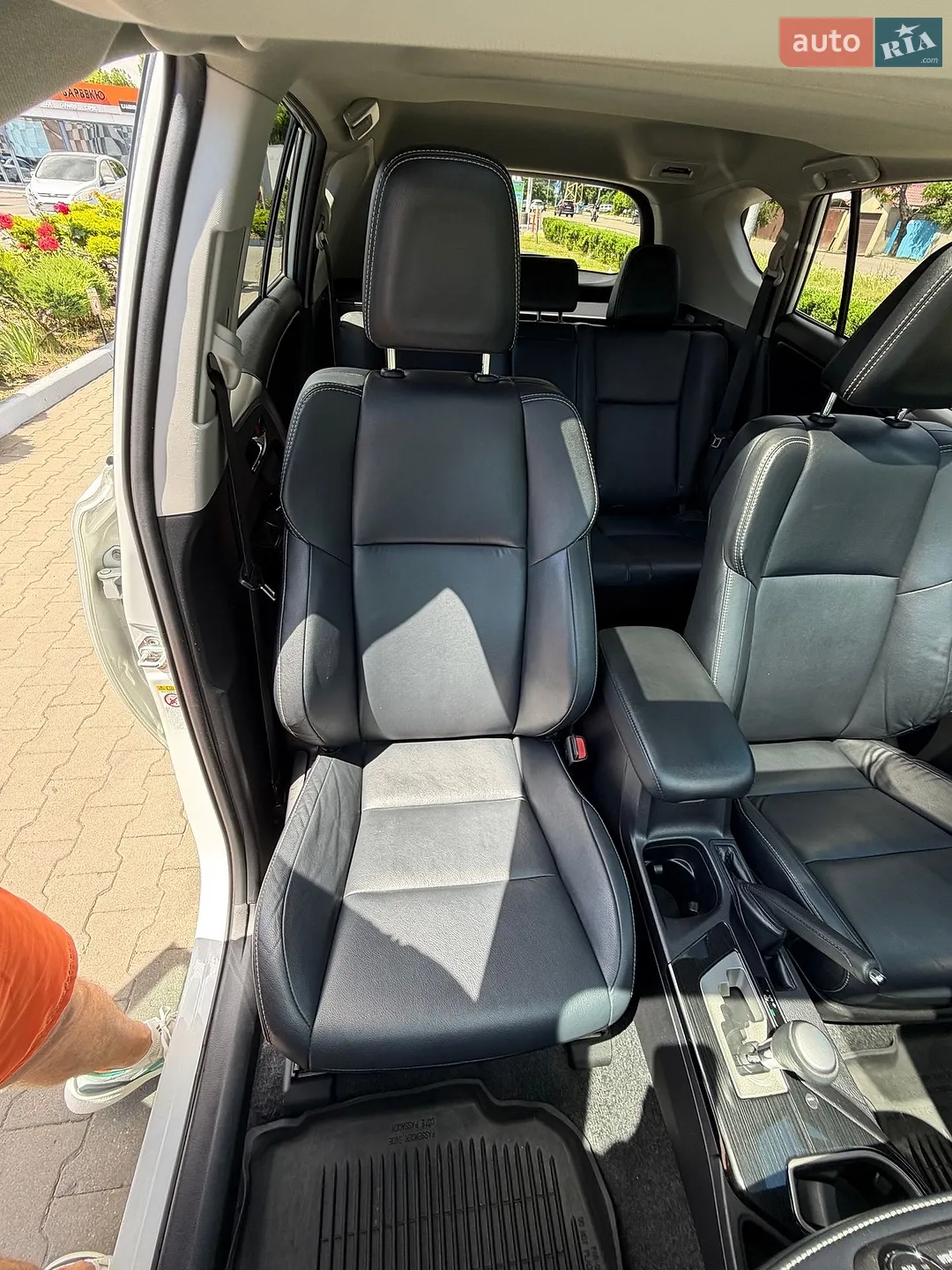 2017 Toyota RAV 4 - мініатюра 27