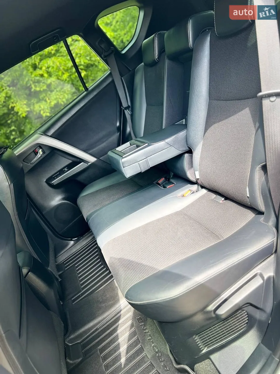 2016 Toyota RAV 4 - мініатюра 28