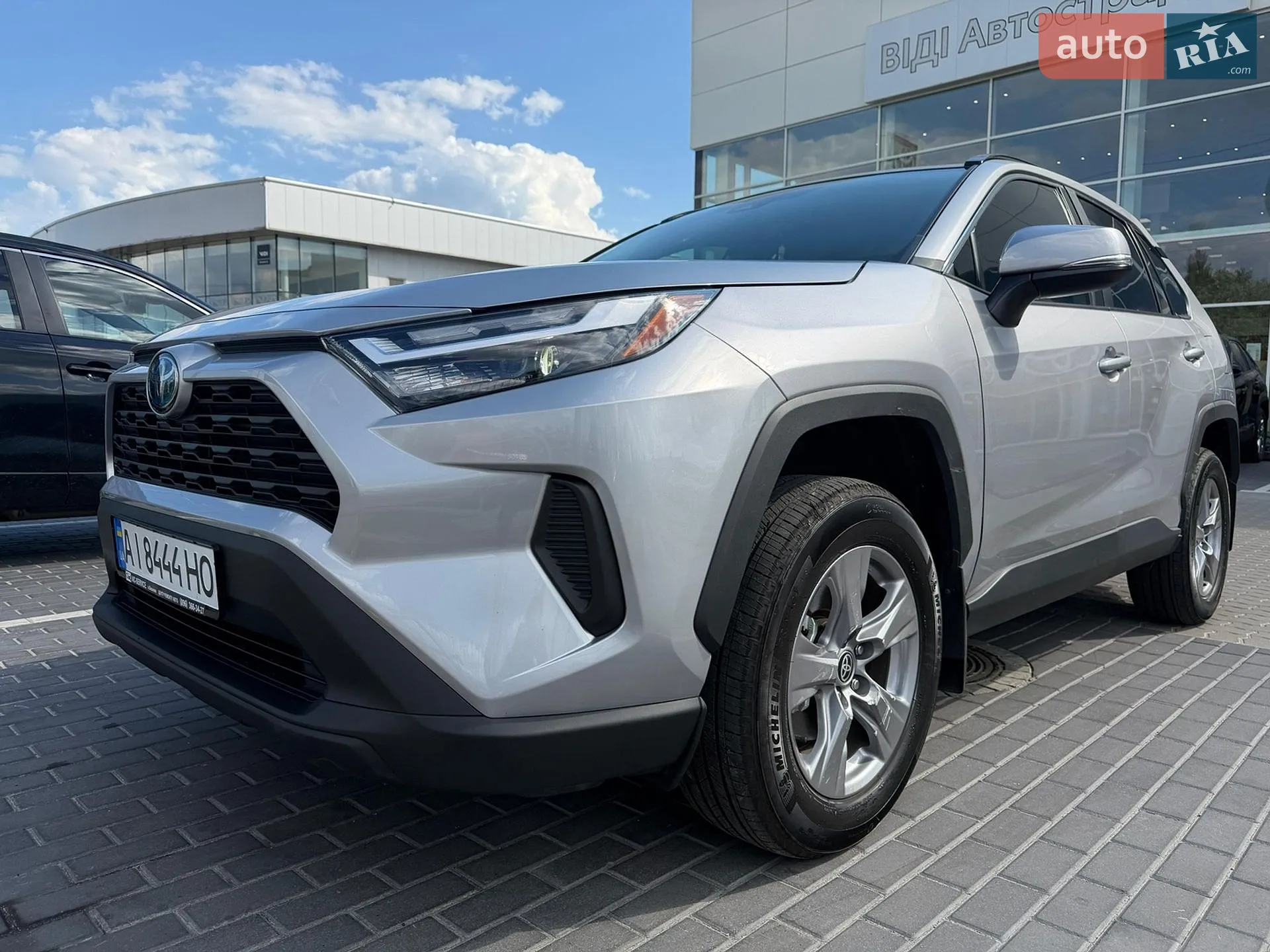 2023 Toyota RAV 4 - фото 1