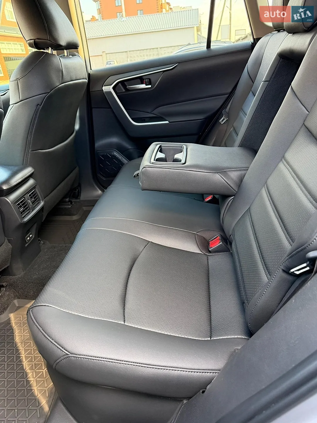 2023 Toyota RAV 4 - мініатюра 26