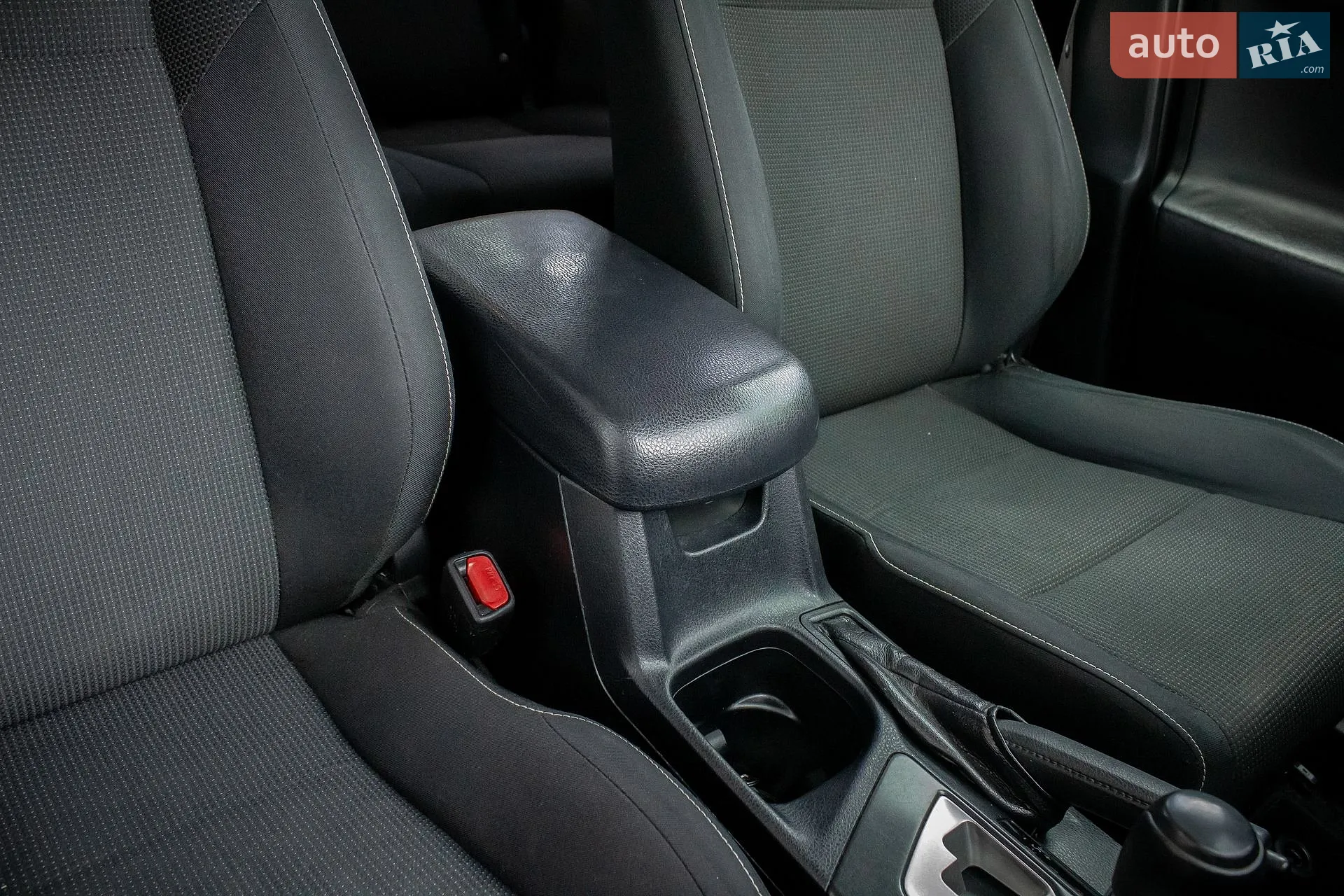 2016 Toyota RAV 4 - мініатюра 24