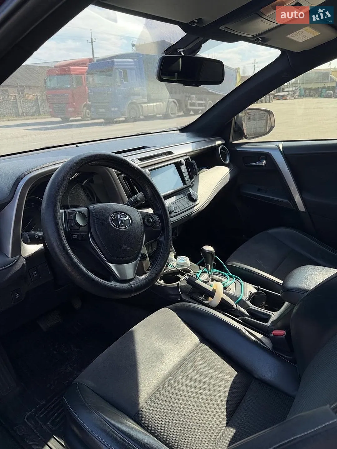 2017 Toyota RAV 4 - мініатюра 12