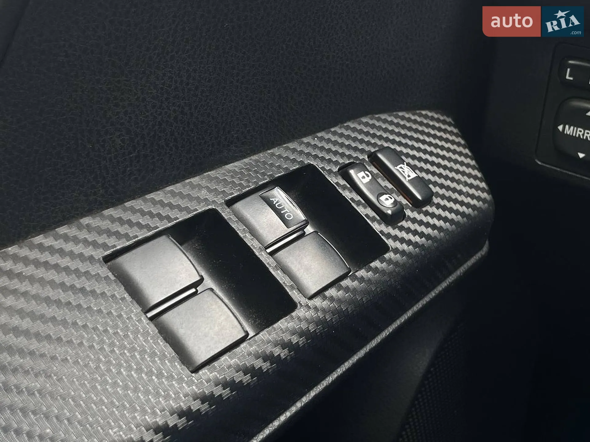 2014 Toyota RAV 4 - мініатюра 16