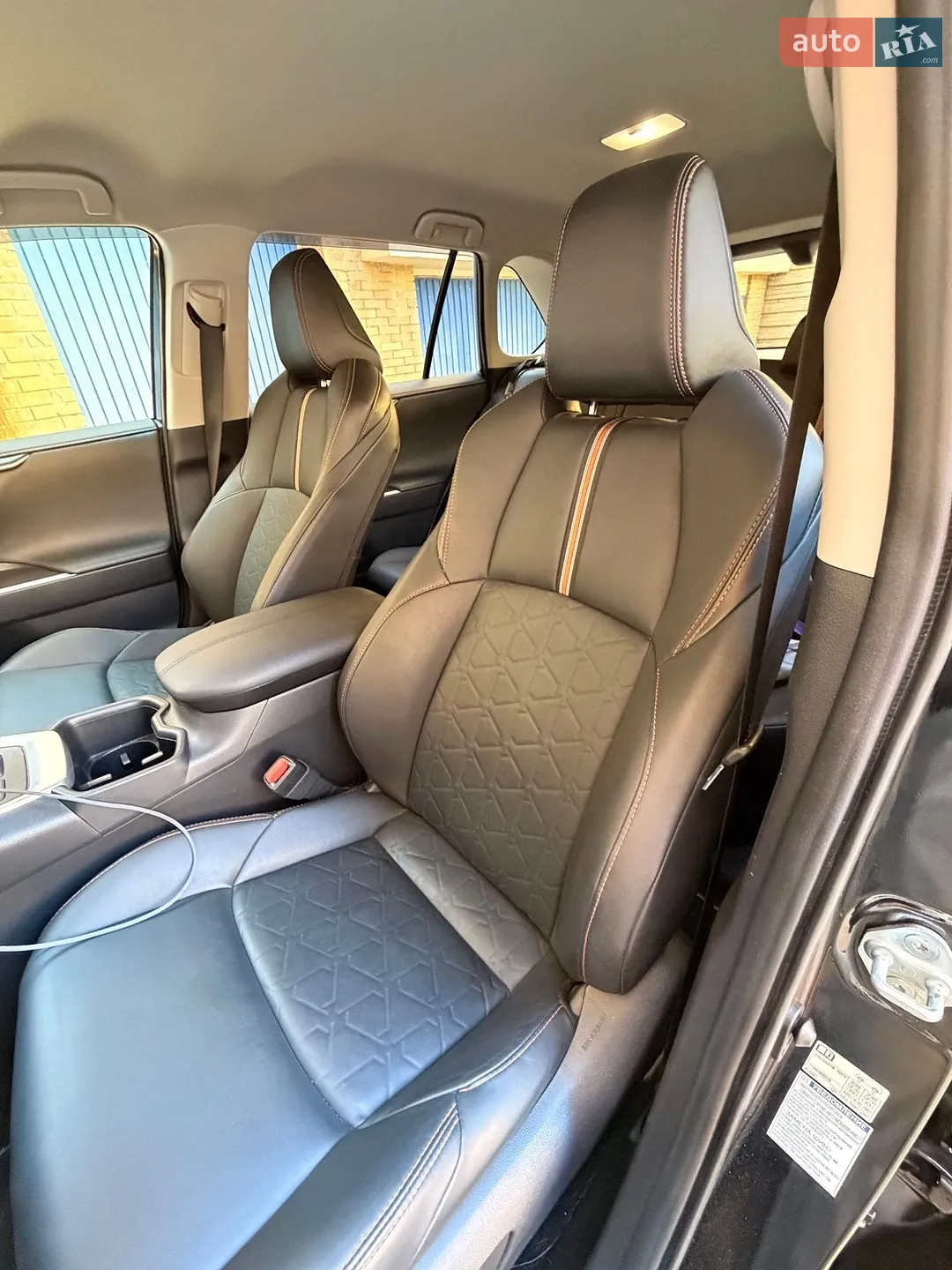 2021 Toyota RAV 4 - мініатюра 3