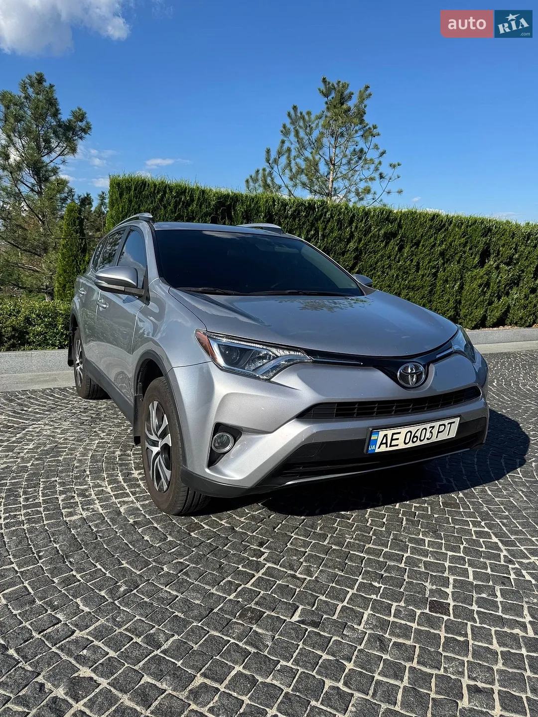 2016 Toyota RAV 4 - мініатюра 2