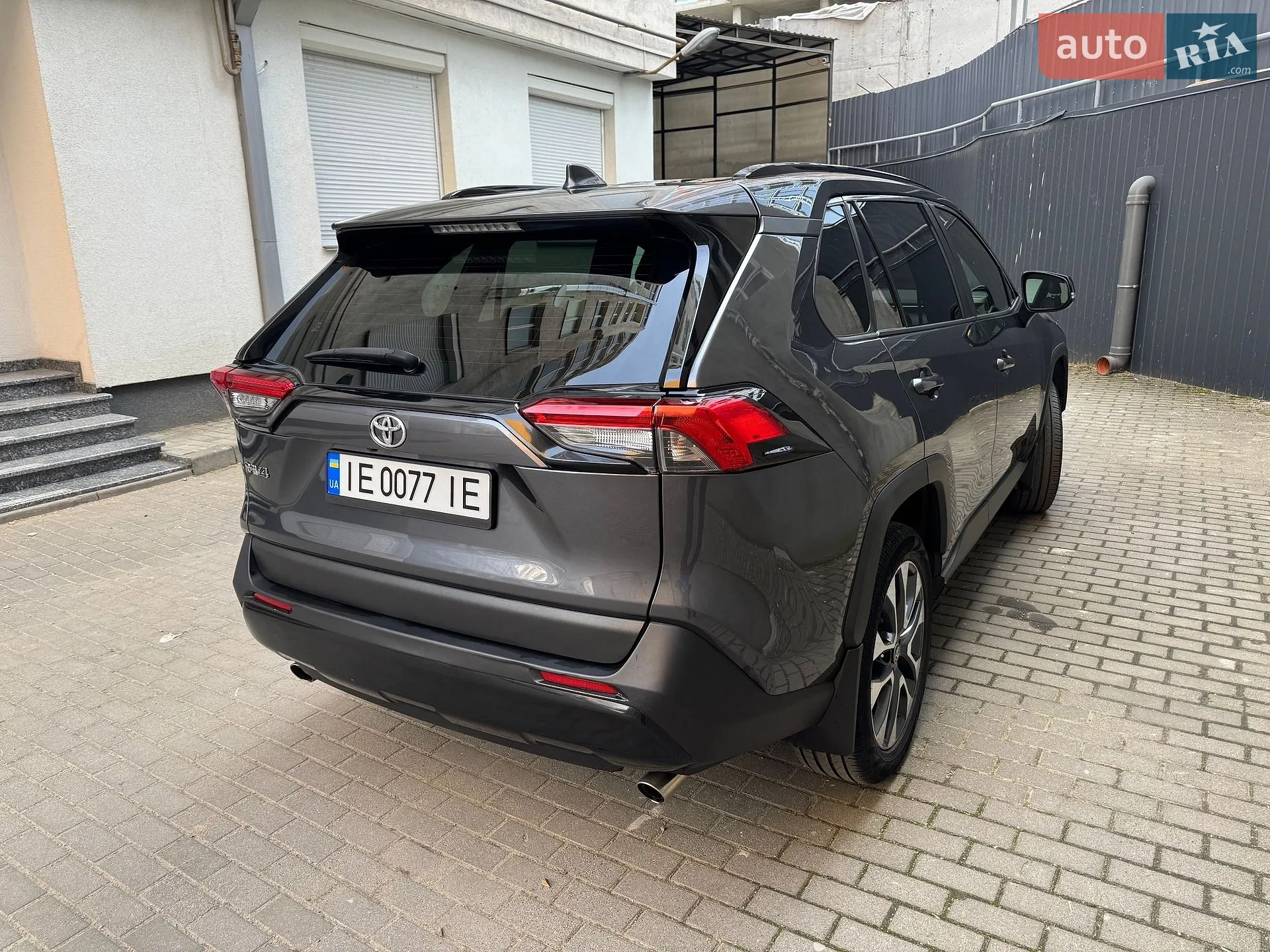 2019 Toyota RAV 4 - мініатюра 9