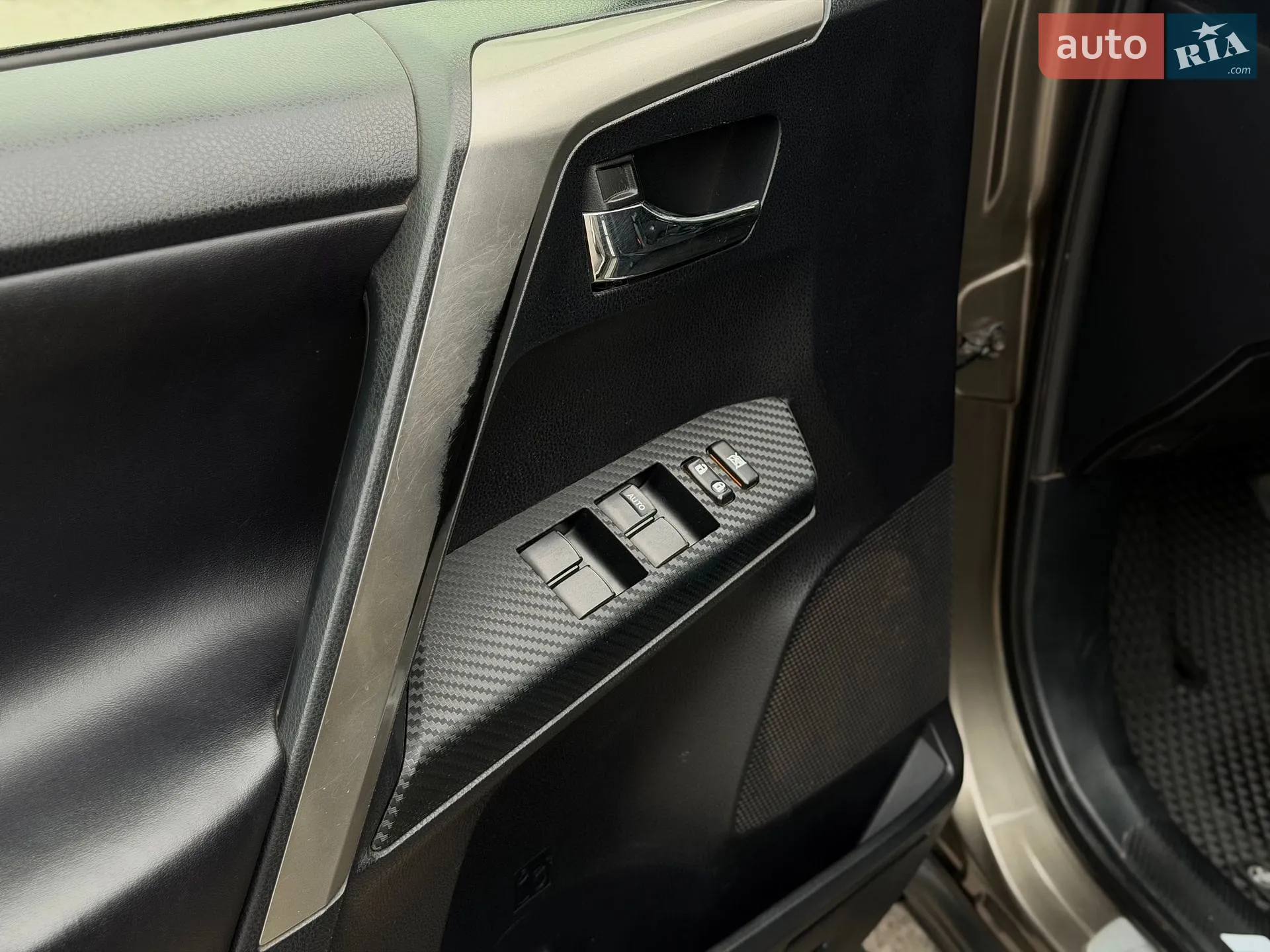 2013 Toyota RAV 4 - мініатюра 26