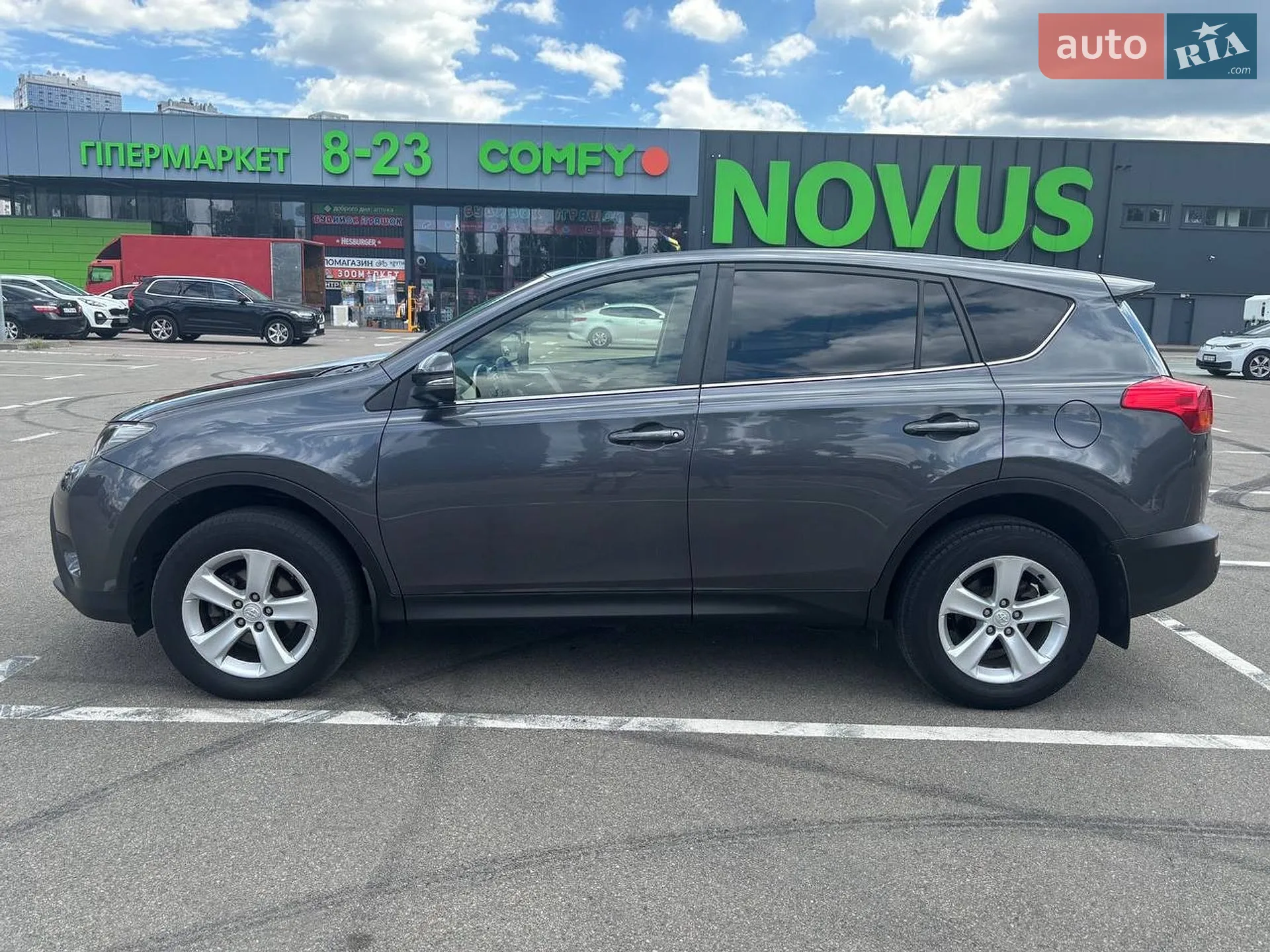 2013 Toyota RAV 4 - мініатюра 10