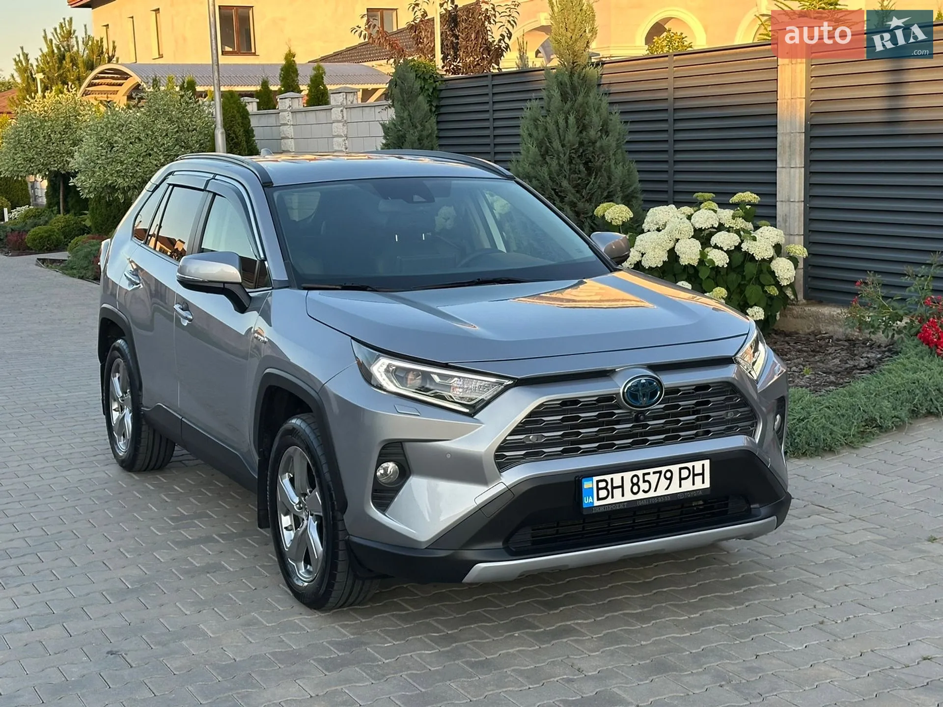 2019 Toyota RAV 4 - мініатюра 25