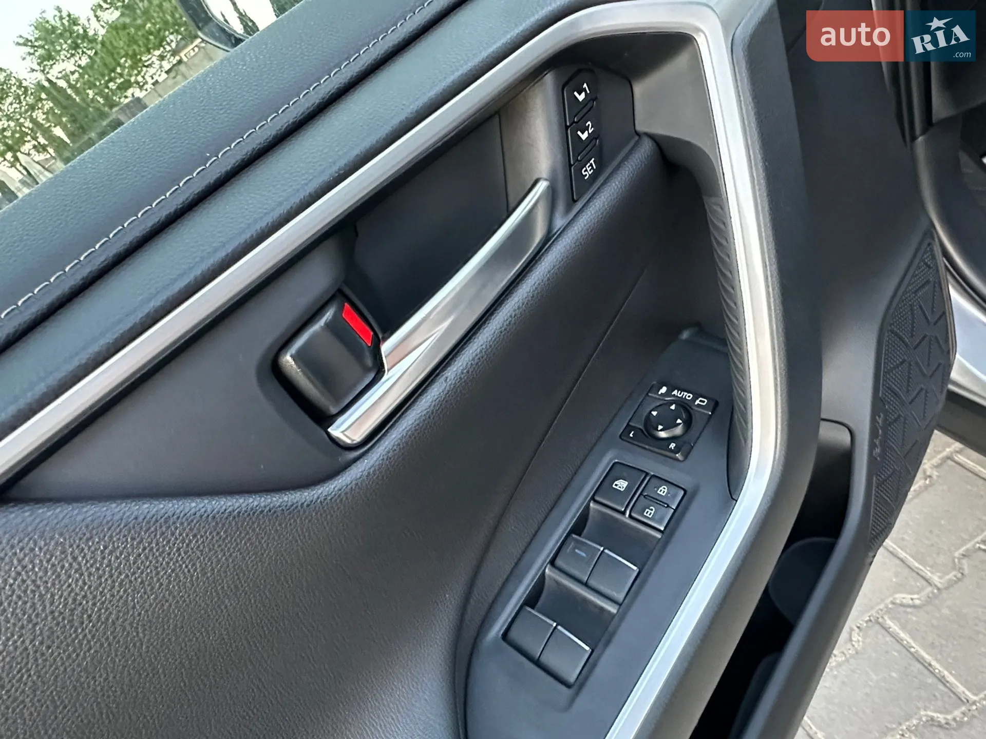 2019 Toyota RAV 4 - мініатюра 76