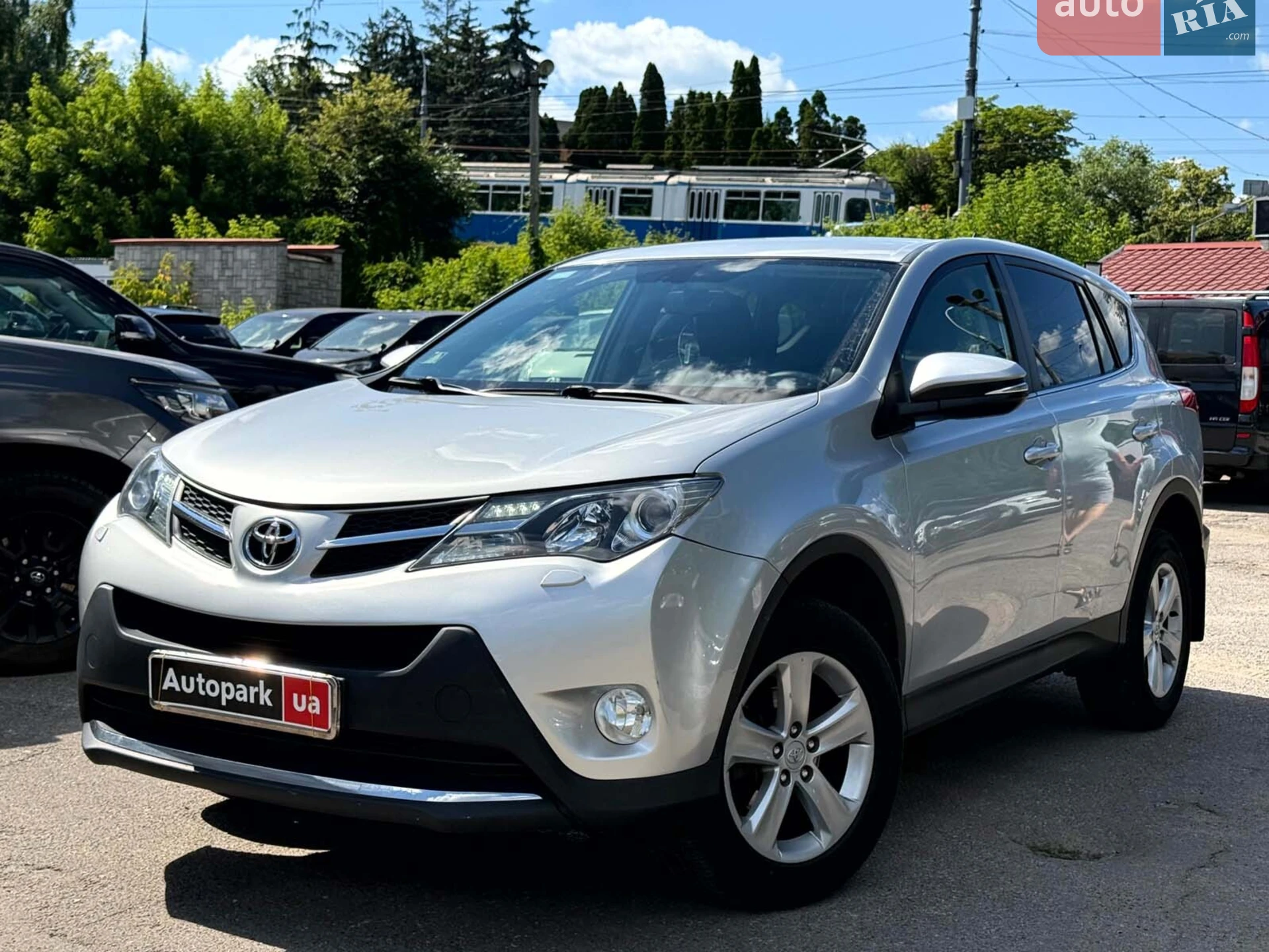 2013 Toyota RAV 4 - фото 1